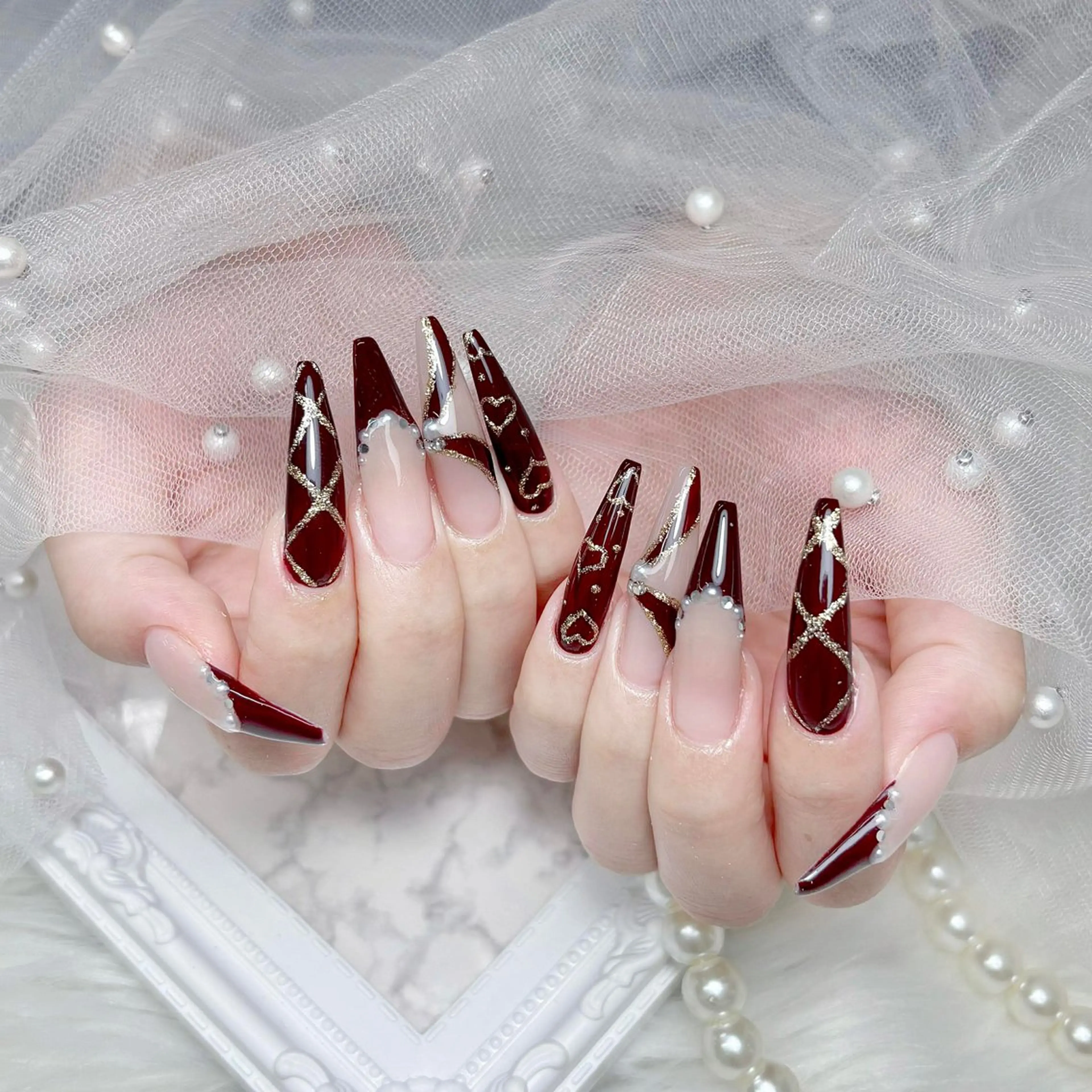 ネイル グリーン キラキラネイル ラメ(グリッター) ニュアンスネイル 赤色 ぱん ちゃんのネイルデザイン