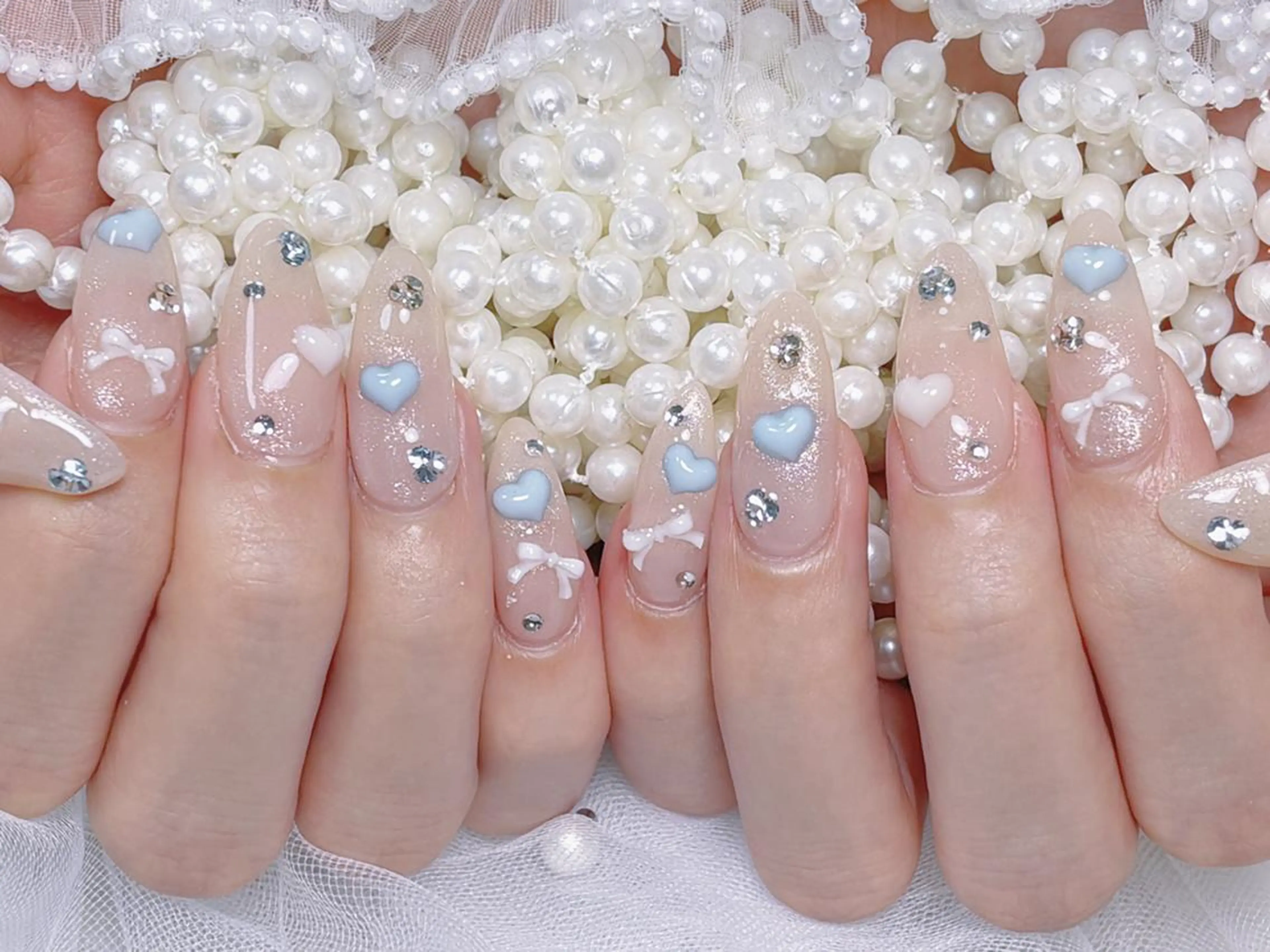 ネイル アートネイル オーロラネイル 長さ出し フットネイル ガーリー 🎀まゆ 🪽🐾のネイルデザイン