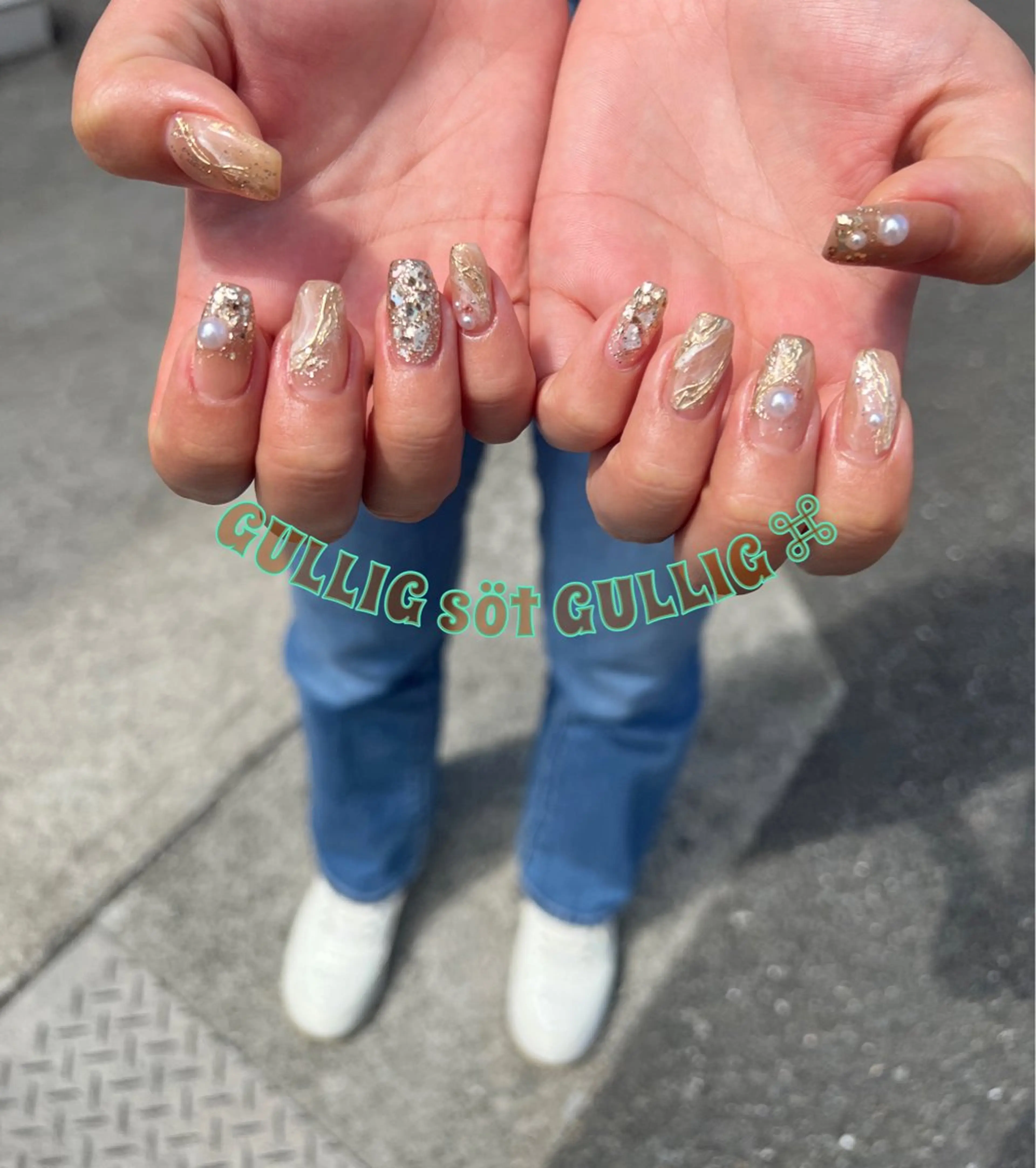 ネイル ハンドネイル フットネイル GULLIG söt GULLIGのネイルデザイン