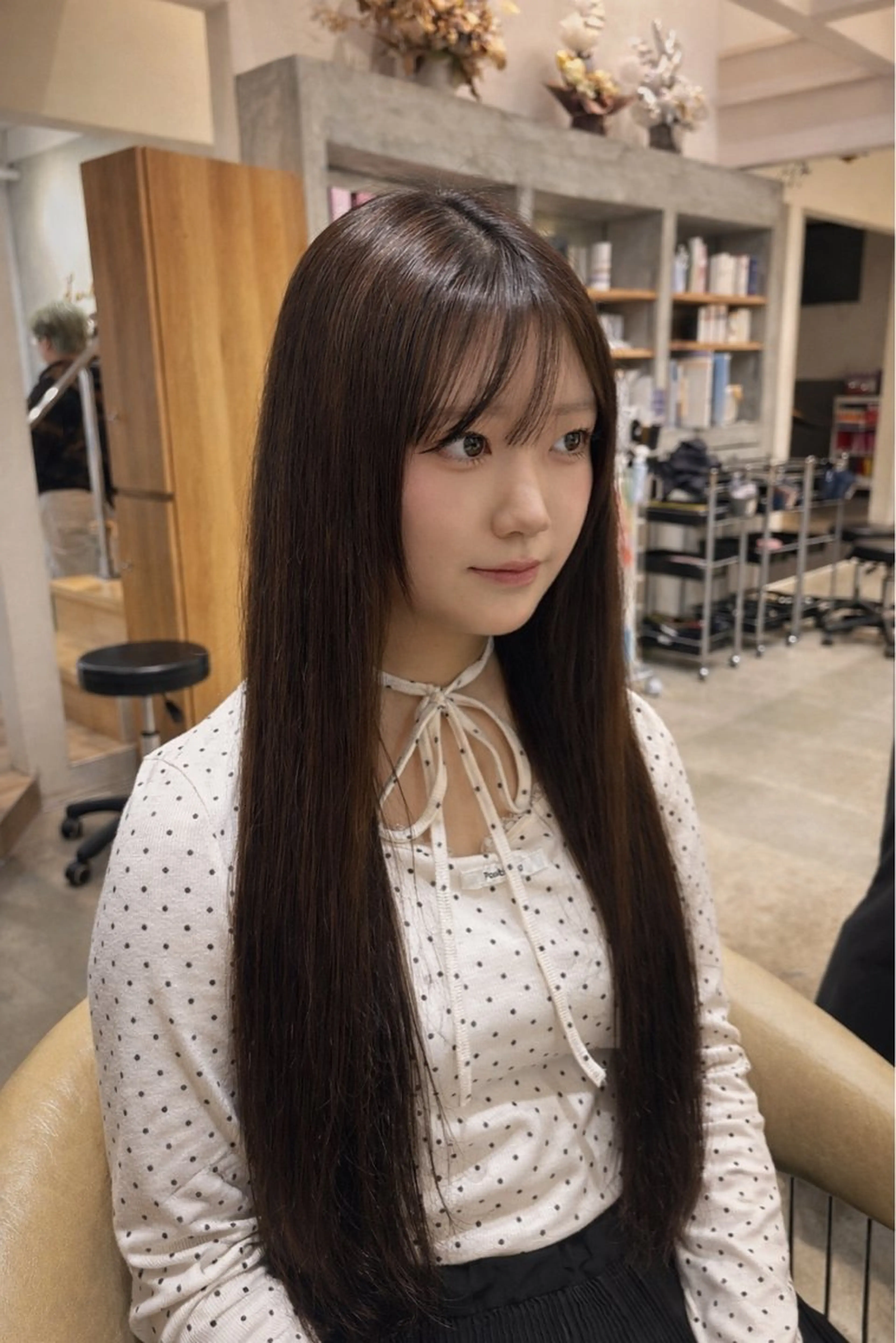 ロング カラー ベージュカラー ブリーチ ブラウンカラー 透明感カラー ピンクカラー ヘアカラー トリートメント lond shige /重髙翔斗のヘアスタイル