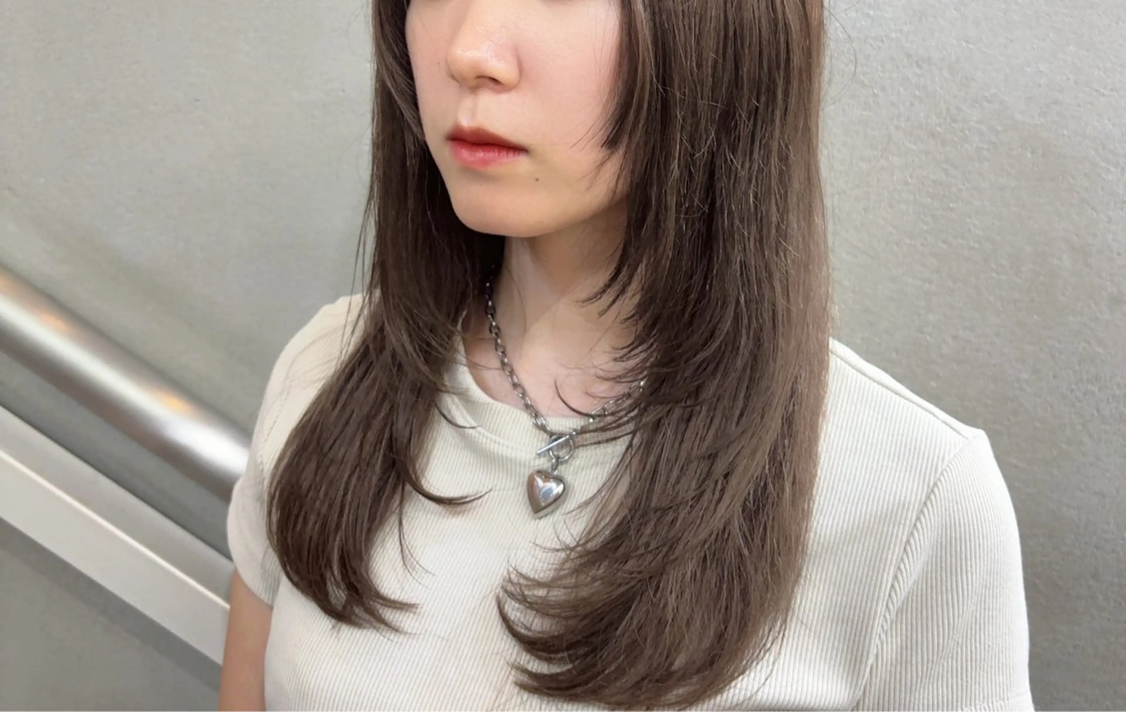 ミディアム 顔まわりレイヤー 顔周りカット レイヤーカット ケイナ/ 髪質改善🍀のヘアスタイル