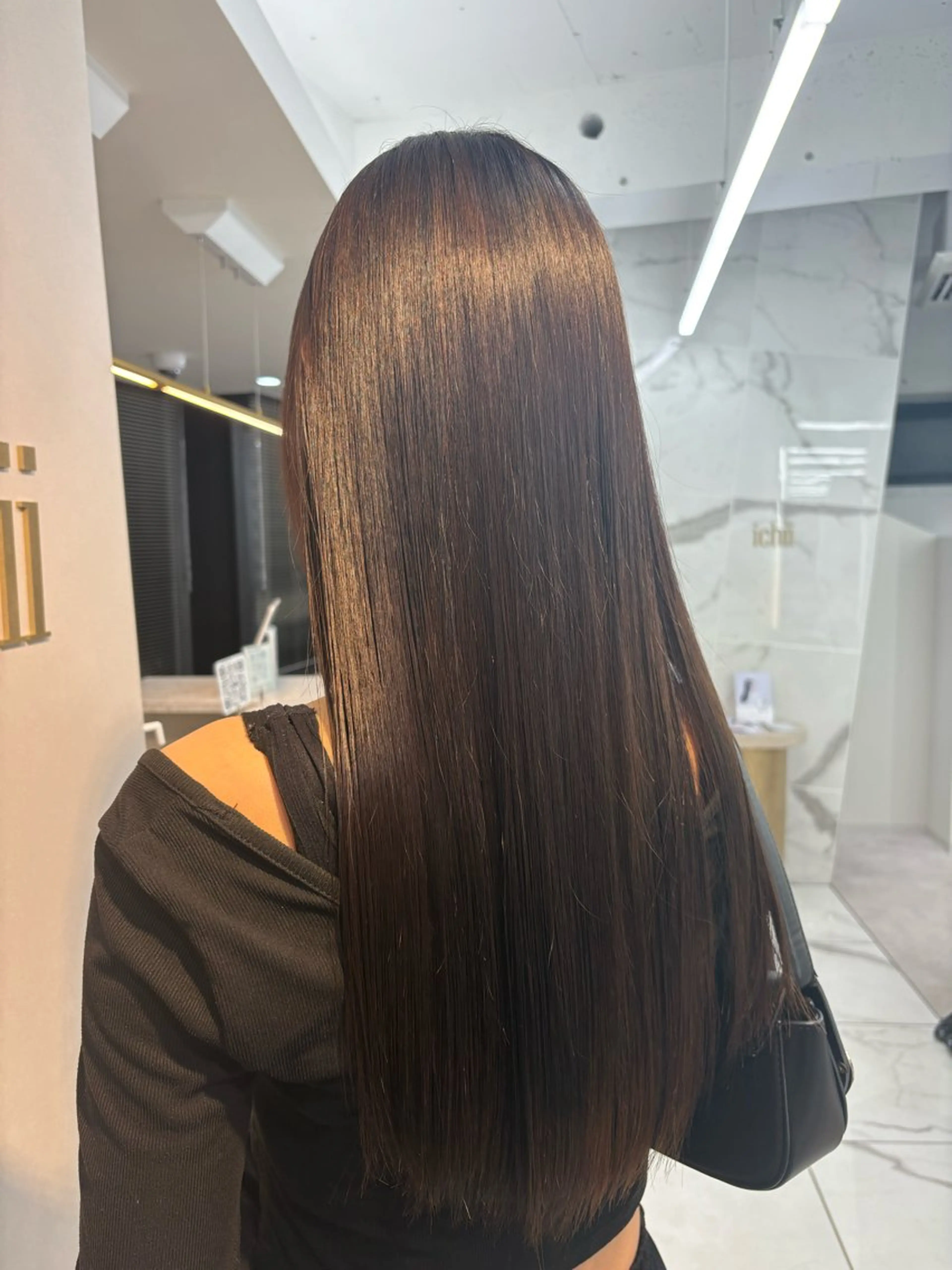 ロング 縮毛矯正 竹内 蓮のヘアスタイル