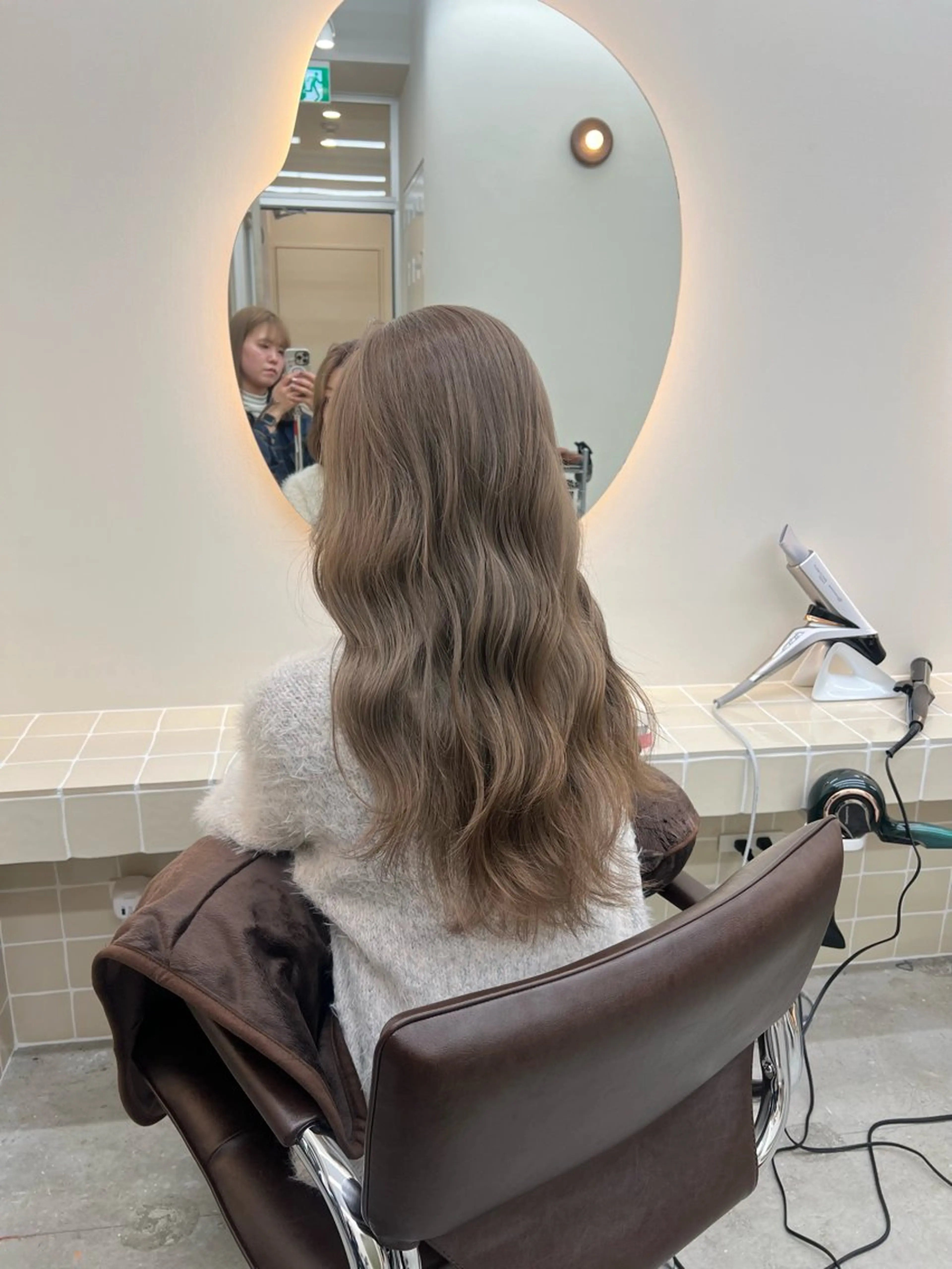 ロング カラー ベージュカラー オリーブベージュ ヘアカラー トリートメント ヘッドスパ ✨髪質改善矯正× ブリーチ✨YU-KIのヘアスタイル