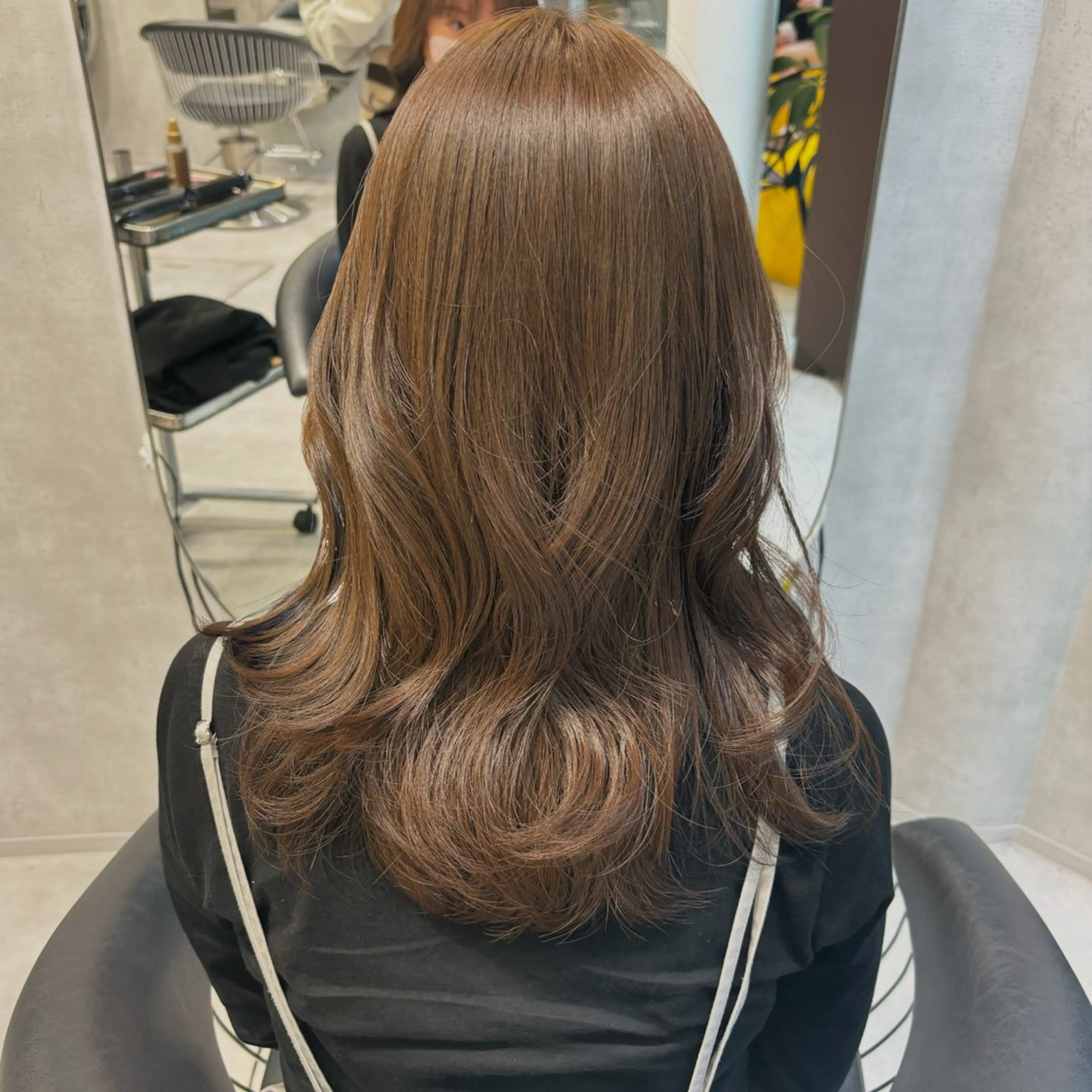 セミロング ヘアカラー トリートメント 🌷レイヤー・ボブ /tomomi🌷のヘアスタイル