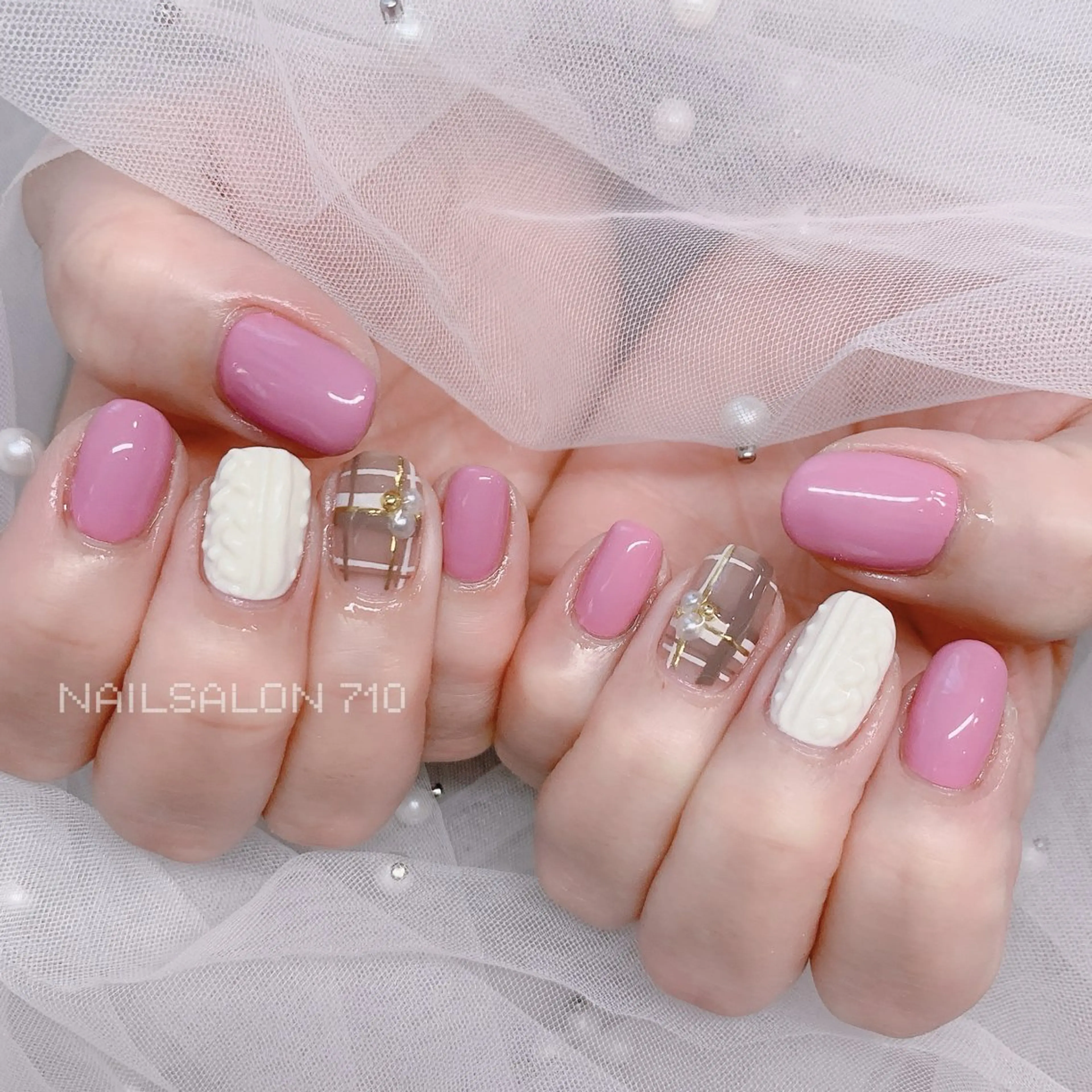 ネイル ハンドネイル フットネイル ナナイチゼロ I.Naoのネイルデザイン