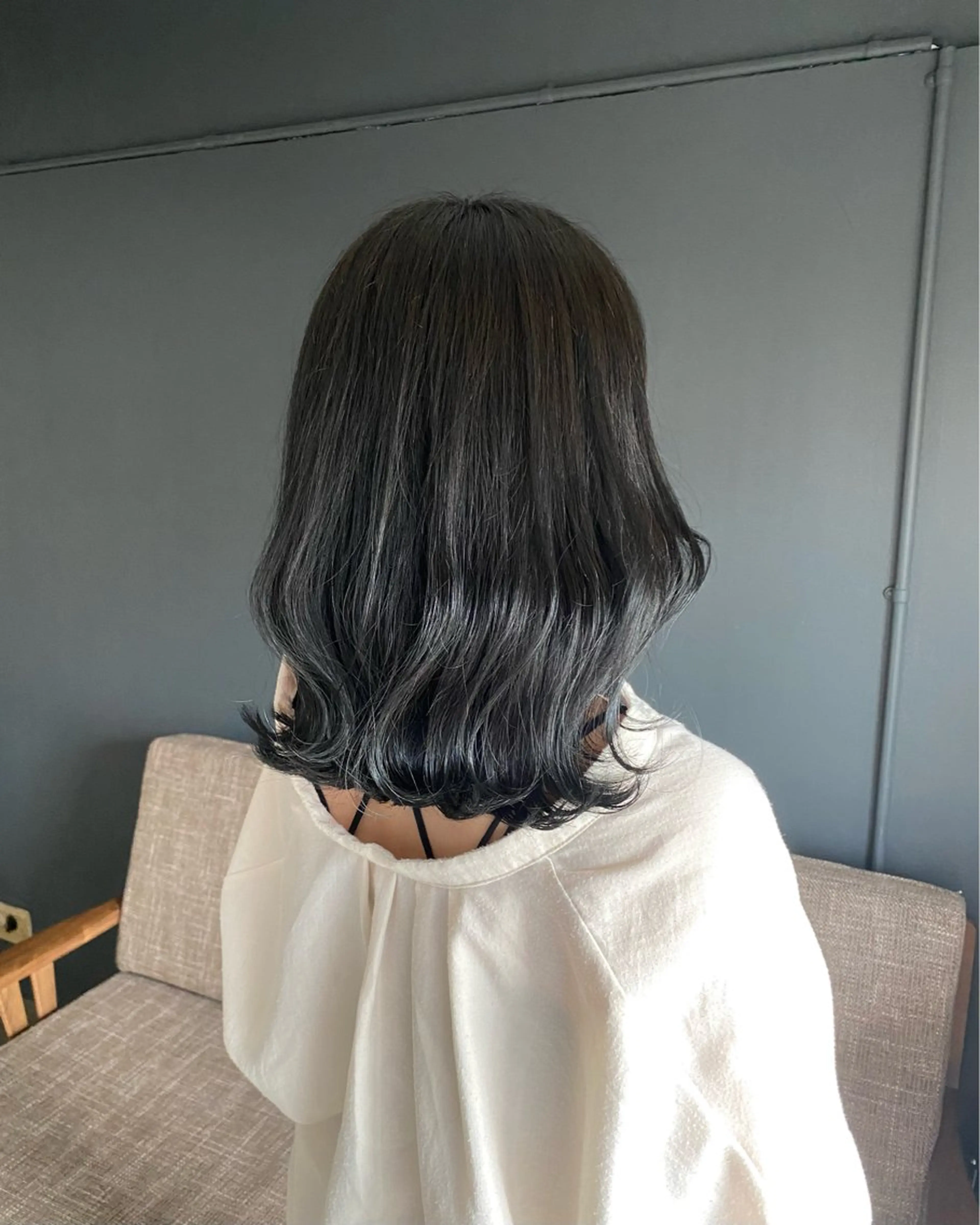 セミロング カラー ヘアカラー トリートメント 暗髪とオリーブ🌿 渡辺拓人のヘアスタイル