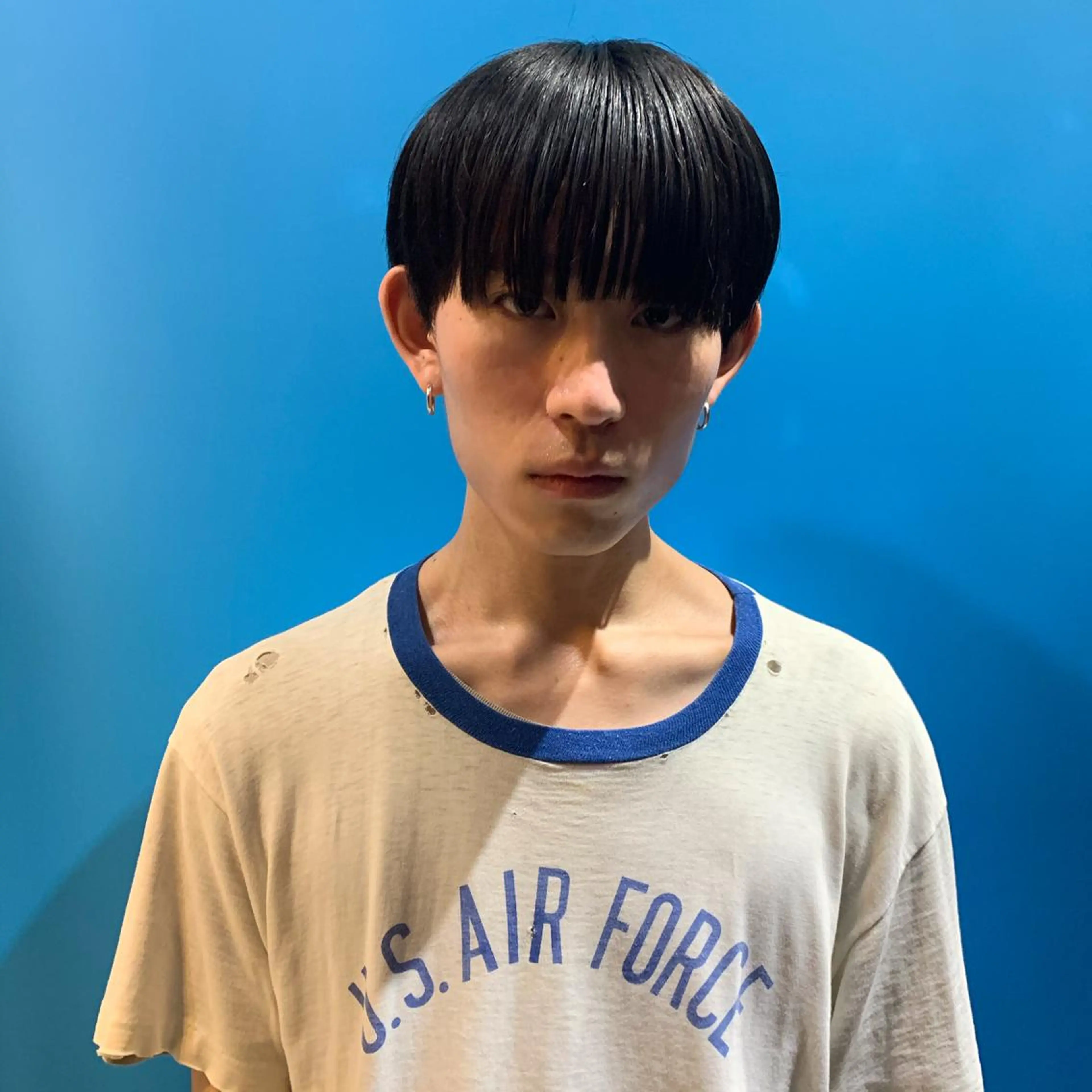 ショート メンズ マッシュ カット FLOWERS所属・ウルフ、レイヤー 、メンズカットSHOのヘアスタイル