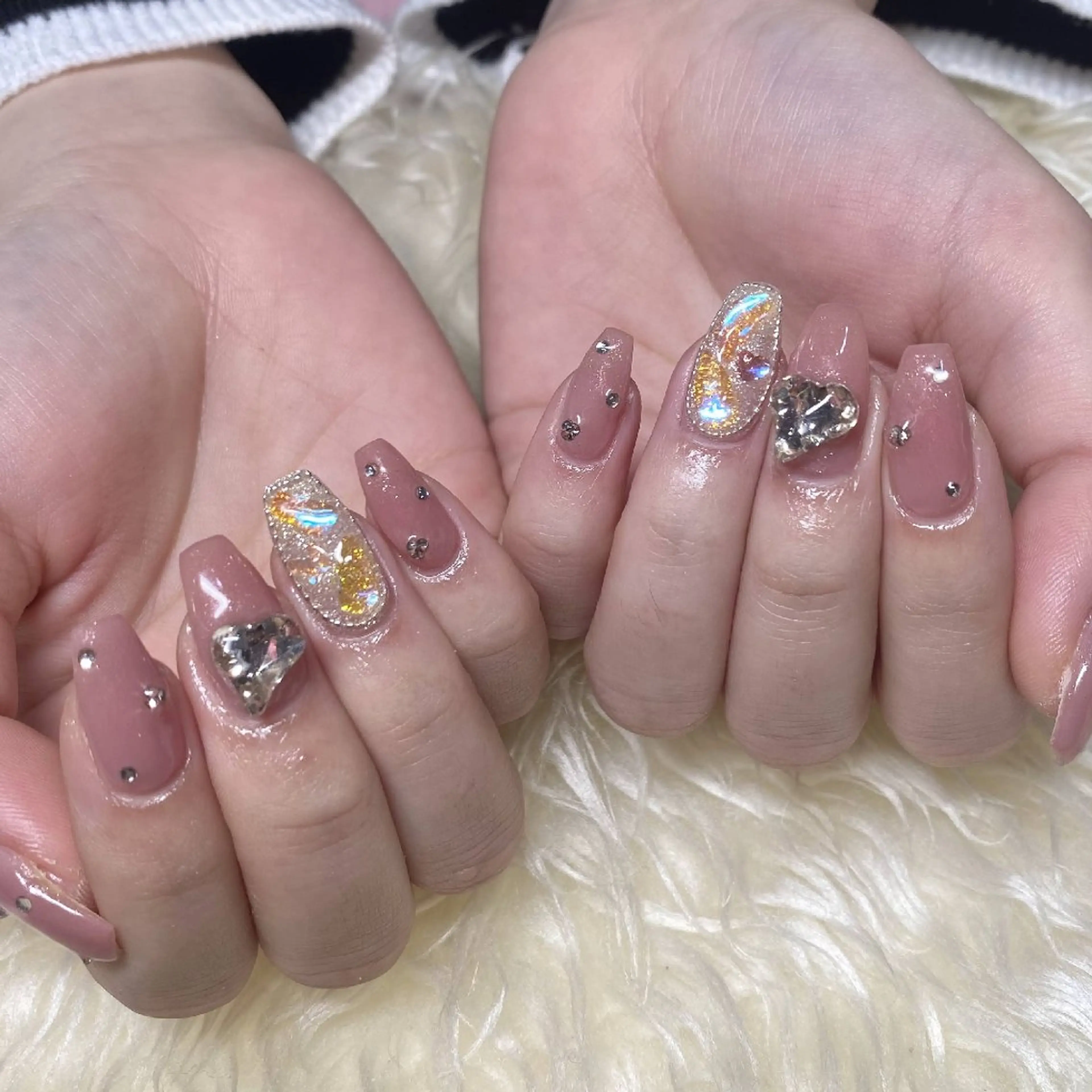 ネイル 韓国ネイル マグネットネイル ニュアンスネイル リボン ワンホンネイル BelireMaa Nail&eyeのネイルデザイン