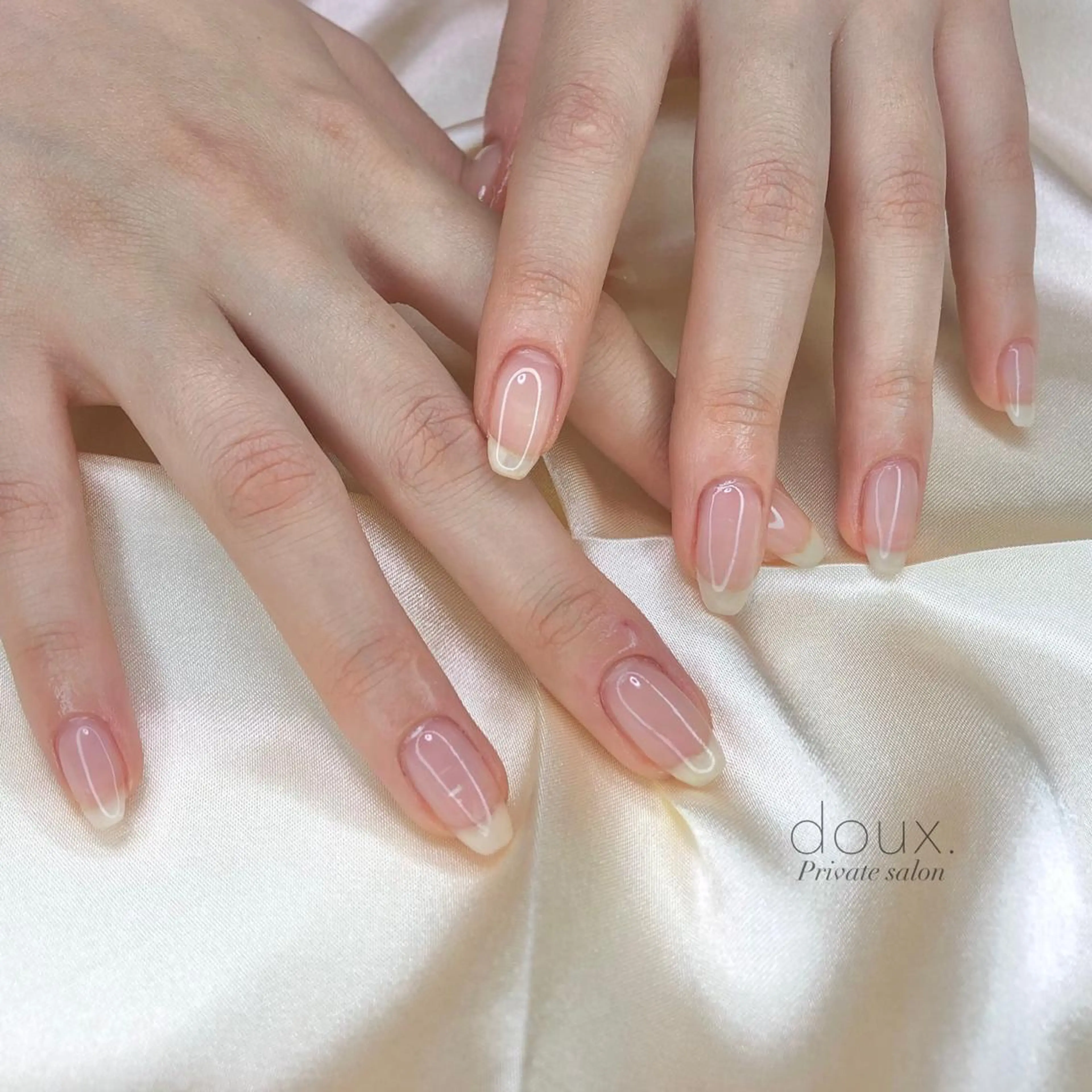 ネイル クリアネイル ジェルネイル doux. nailのネイルデザイン