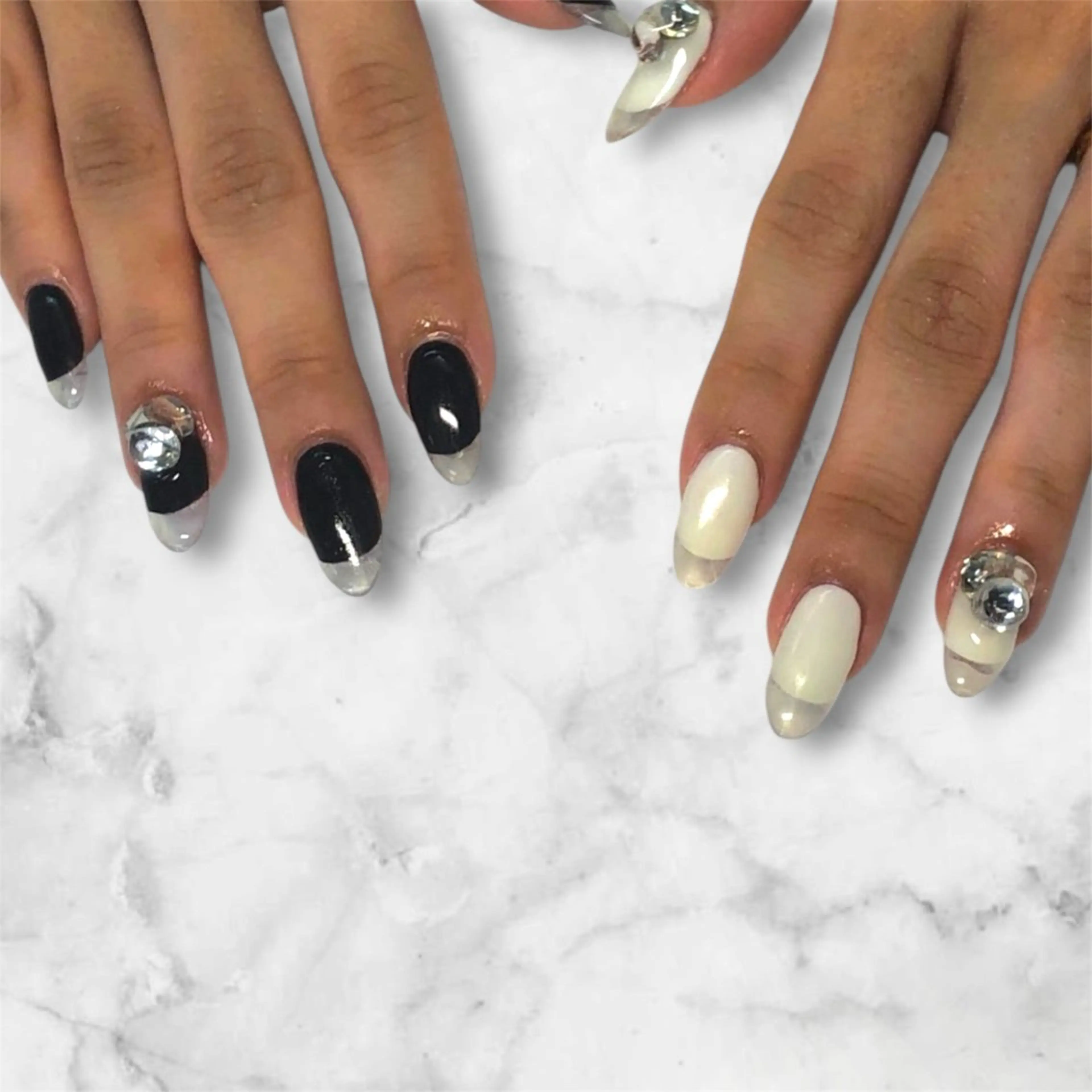 ネイル クリアネイル 長さ出し ハンドネイル i'm nailのネイルデザイン