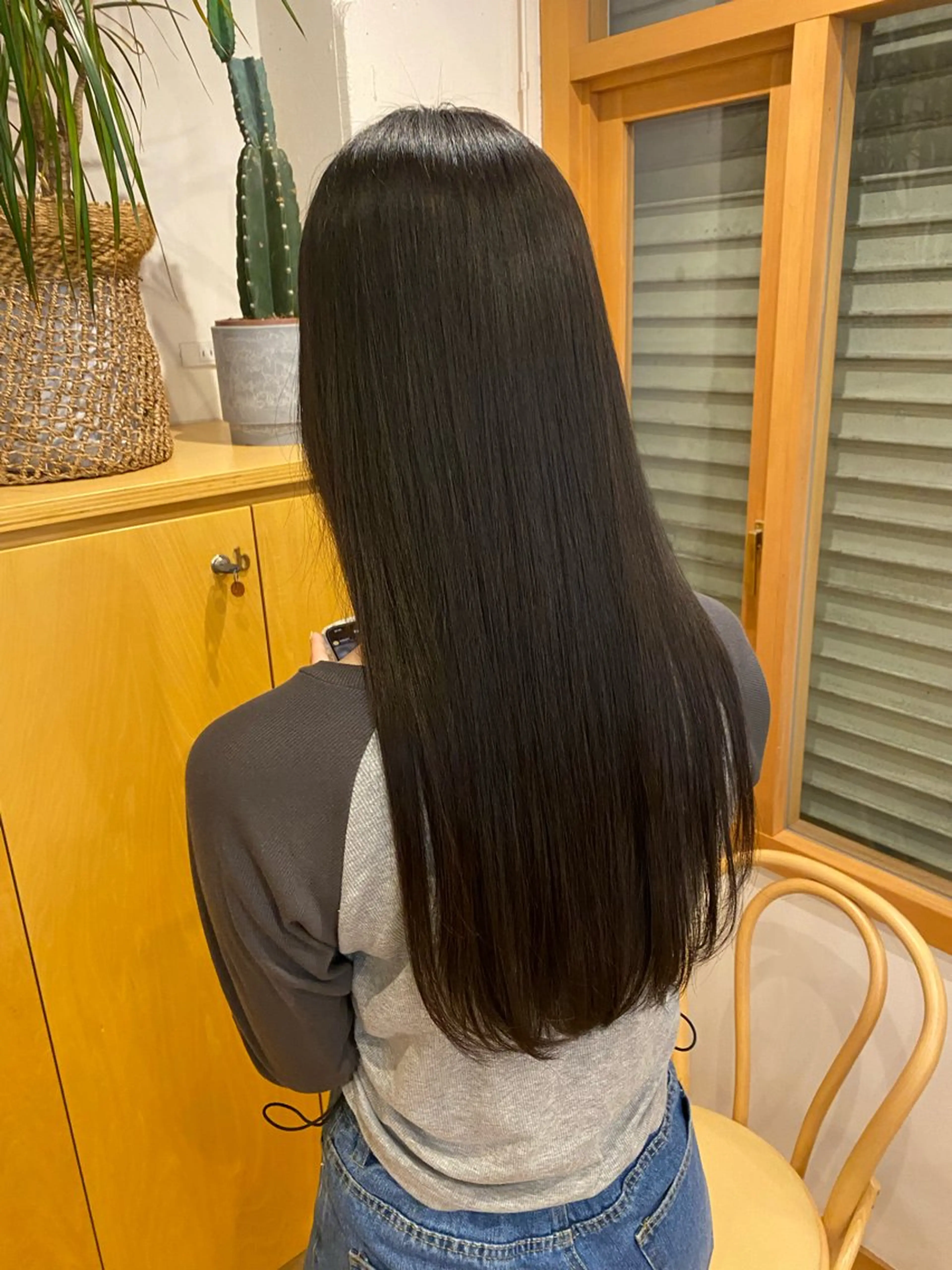 ロング パーマ ストレートパーマ 艶カラー／ストレート かとうゆうき🍯のヘアスタイル