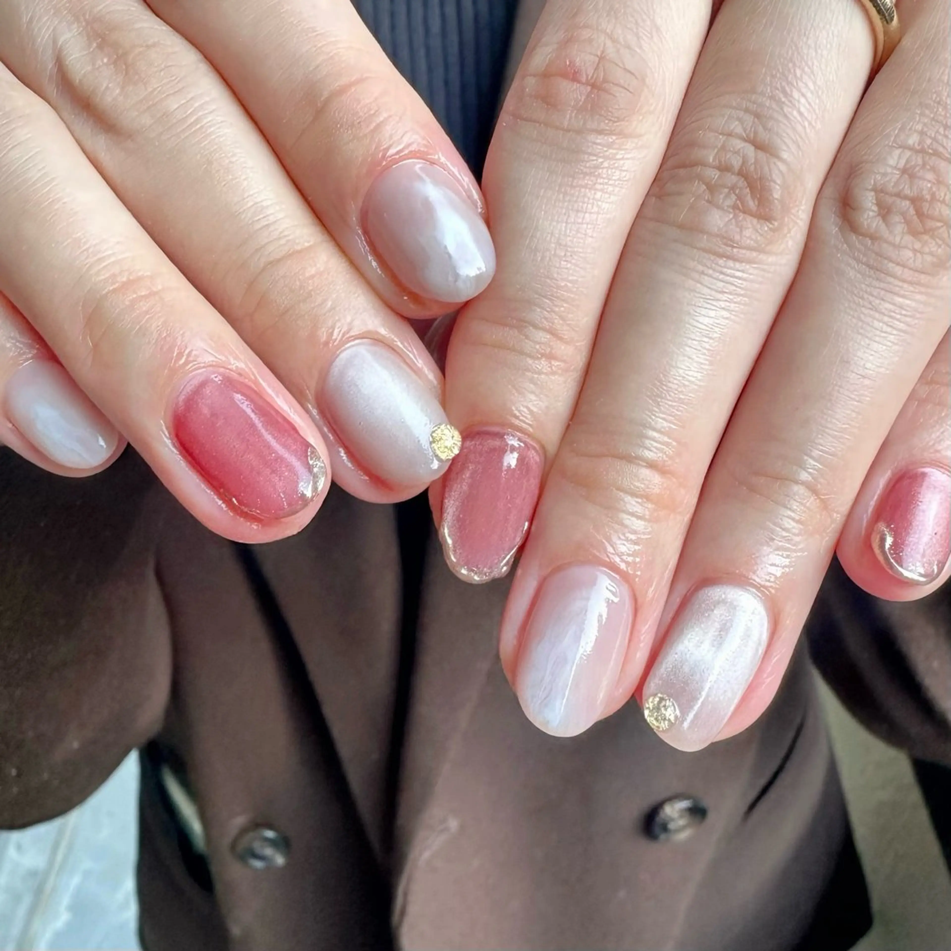 ネイル 氷ネイル・うるうるネイル 韓国ネイル ミラーネイル ニュアンスネイル ぷっくりネイル 🪞KAPE NAIL 🪞のネイルデザイン