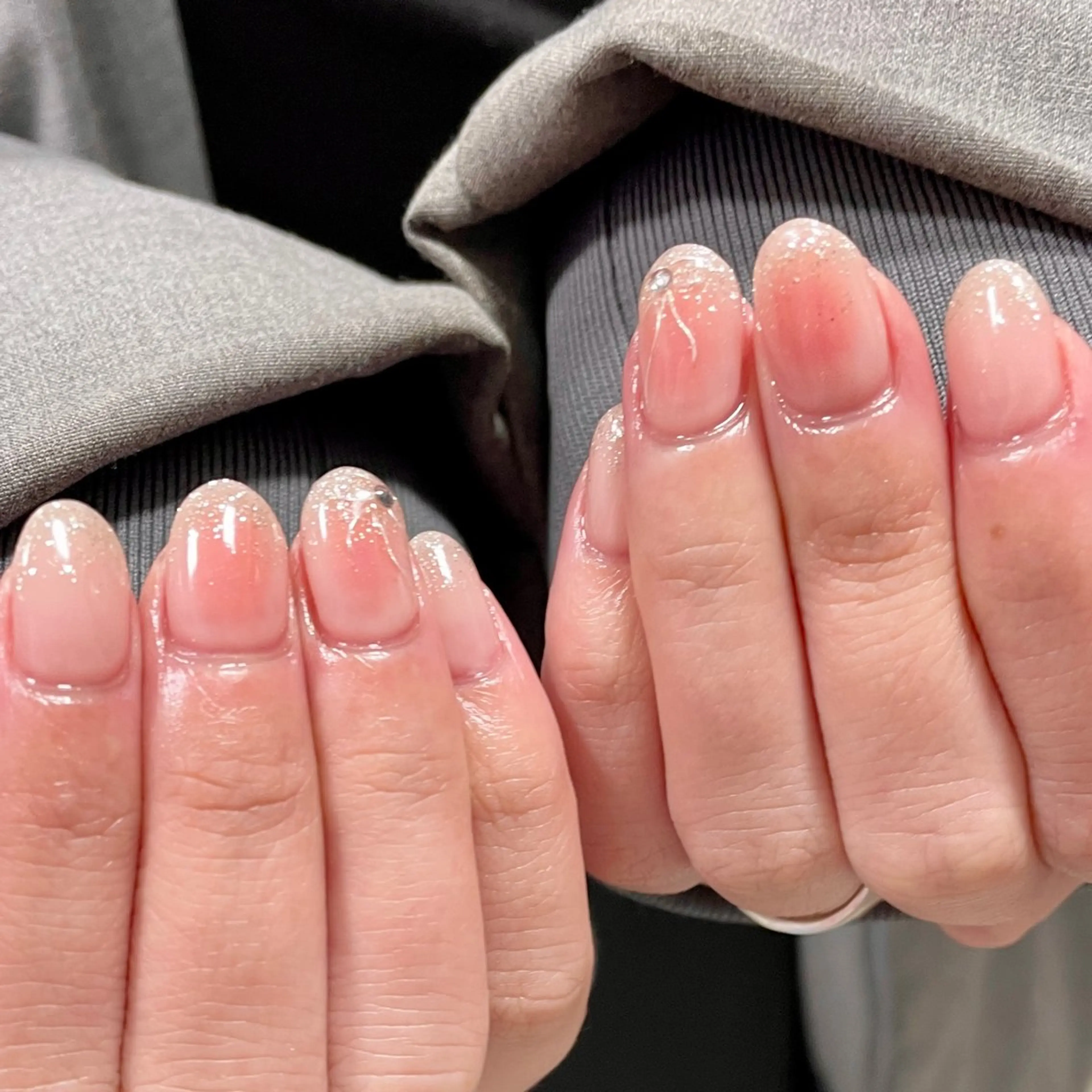 ネイル チークネイル 桜ネイル フラッシュネイル キラキラネイル ハンドネイル LUNI 久屋大通 ˚✧₊⁎/ yuriのネイルデザイン