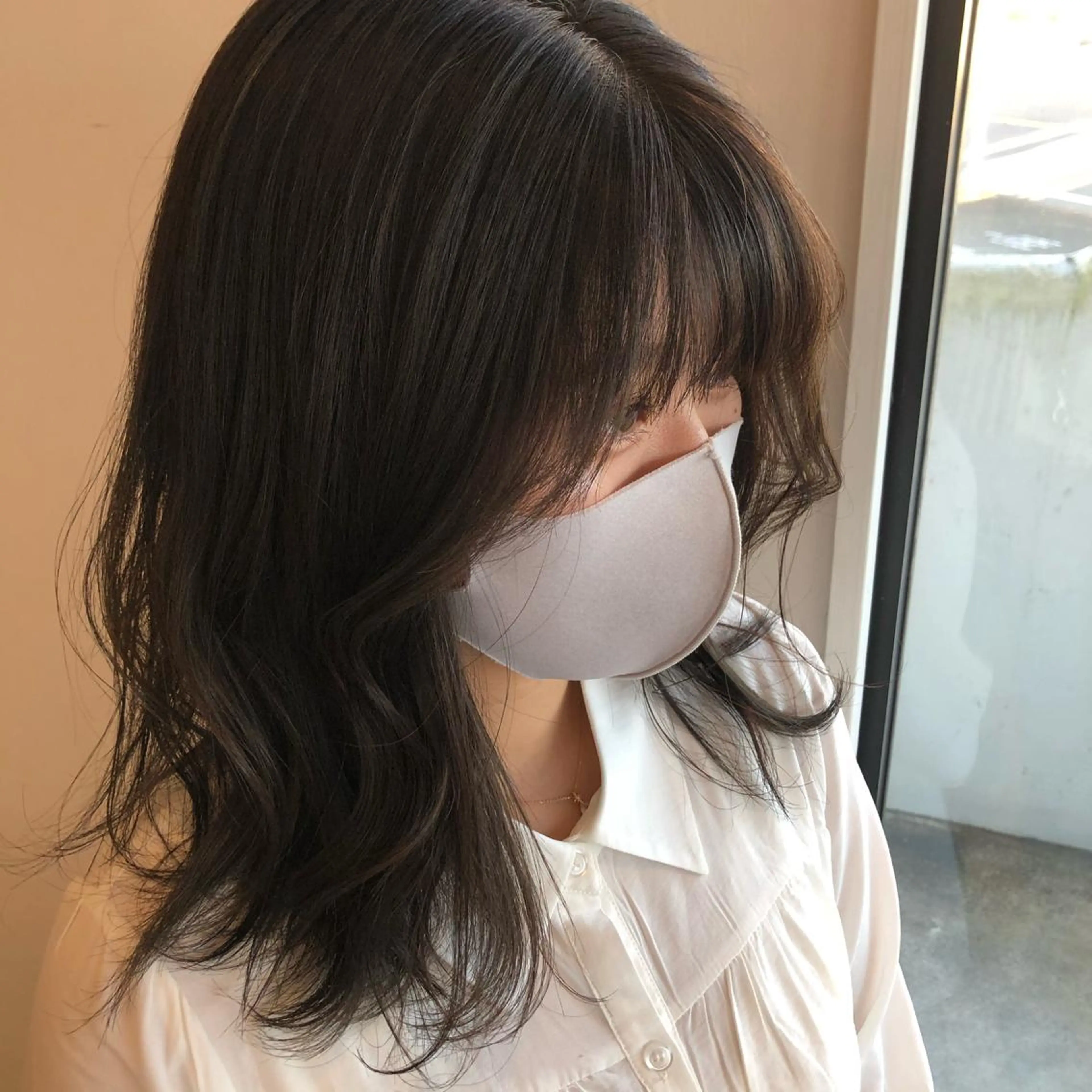 ミディアム ハイライト 澤村 亜衣理のヘアスタイル