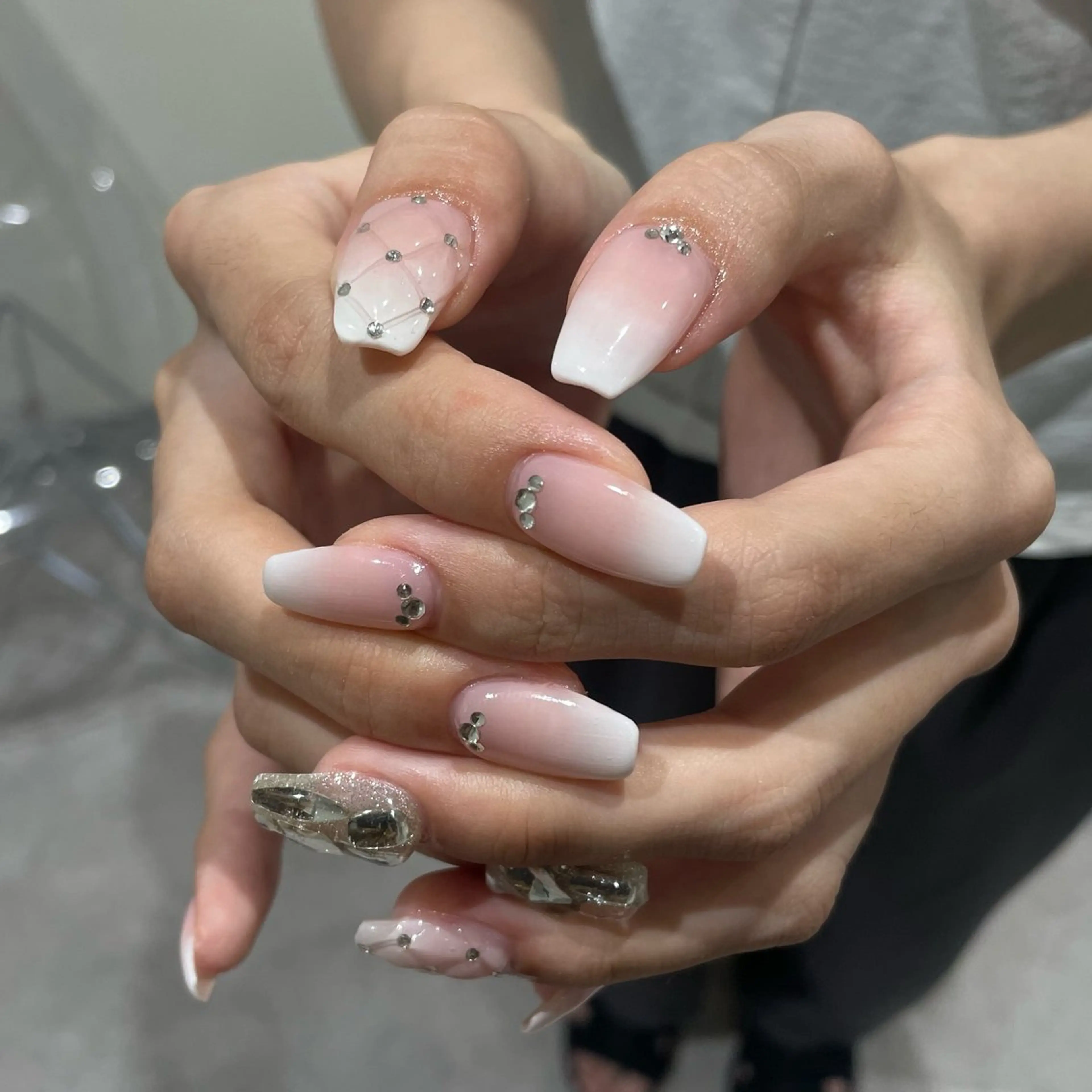 ネイル ハンドネイル IROHA NAIL Kurumi🪽🫧のネイルデザイン