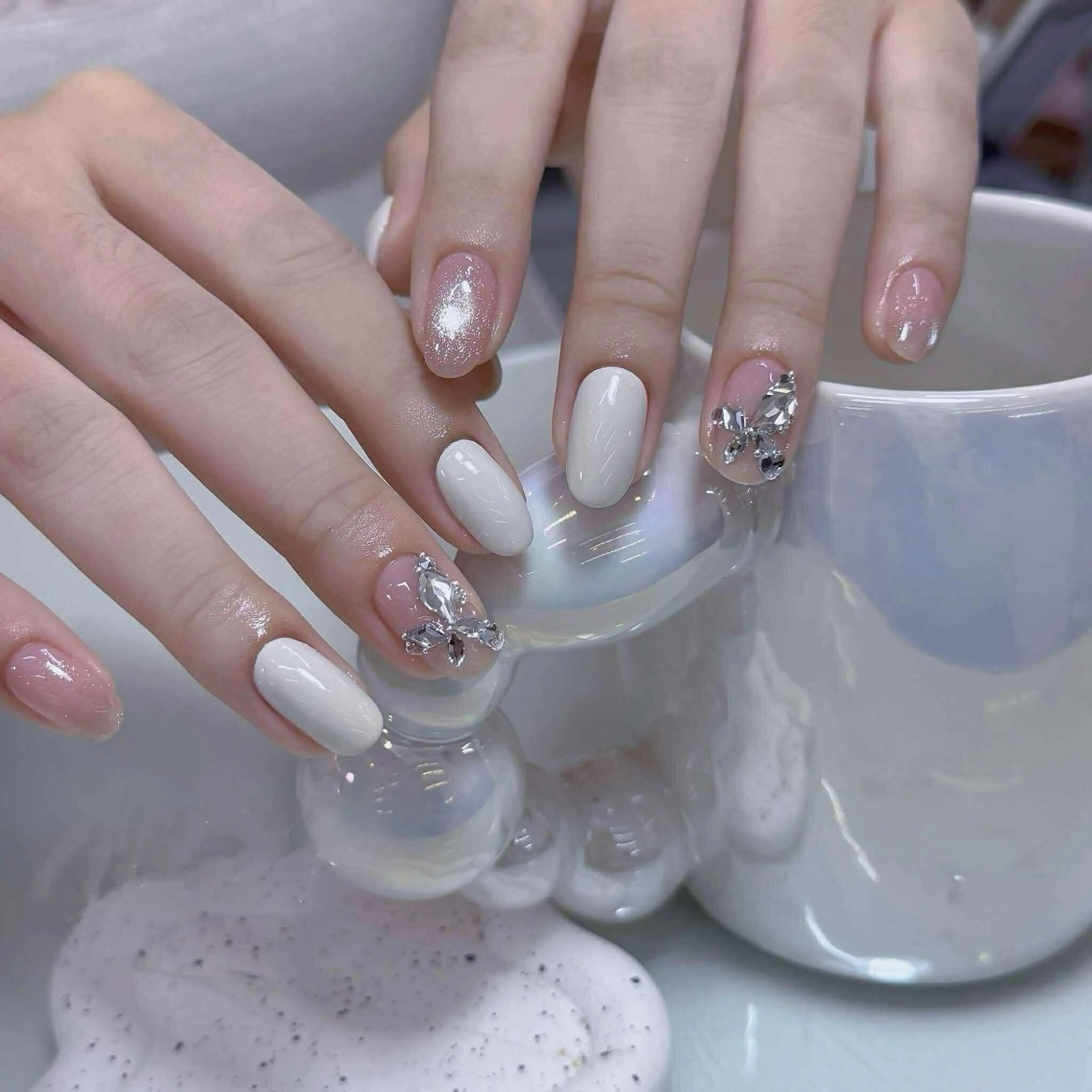 ネイル アートネイル ジェルネイル グラデーション キラキラネイル 持ち込み ハンドネイル NAILS BAR SHINJUKUのネイルデザイン