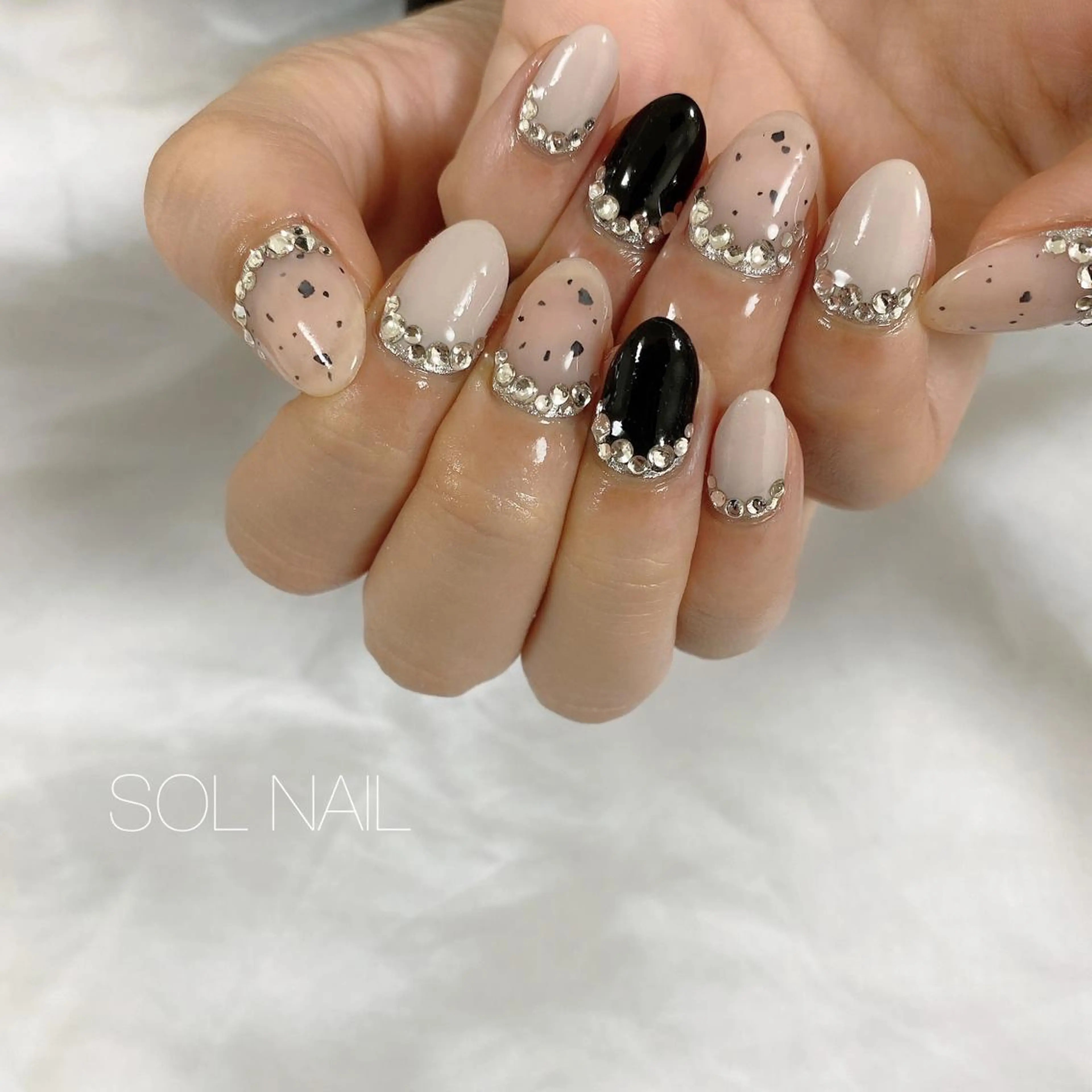 ネイル SOL NAILのネイルデザイン