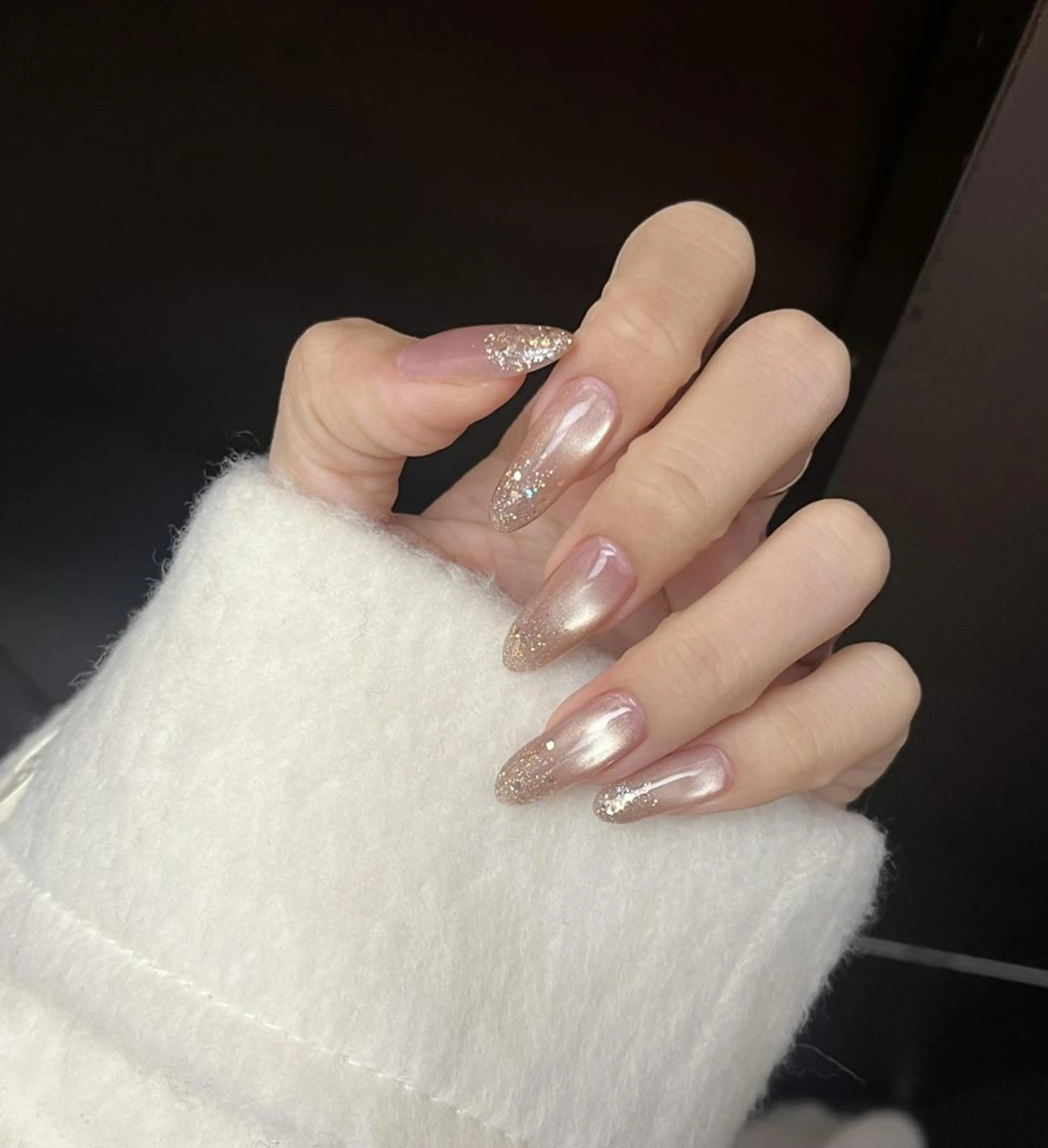 人気デザイン💖うるうるマグネットベース➕ラメまたフラッシュグラデーション　ネイル 【ウォーターケア込み】の写真