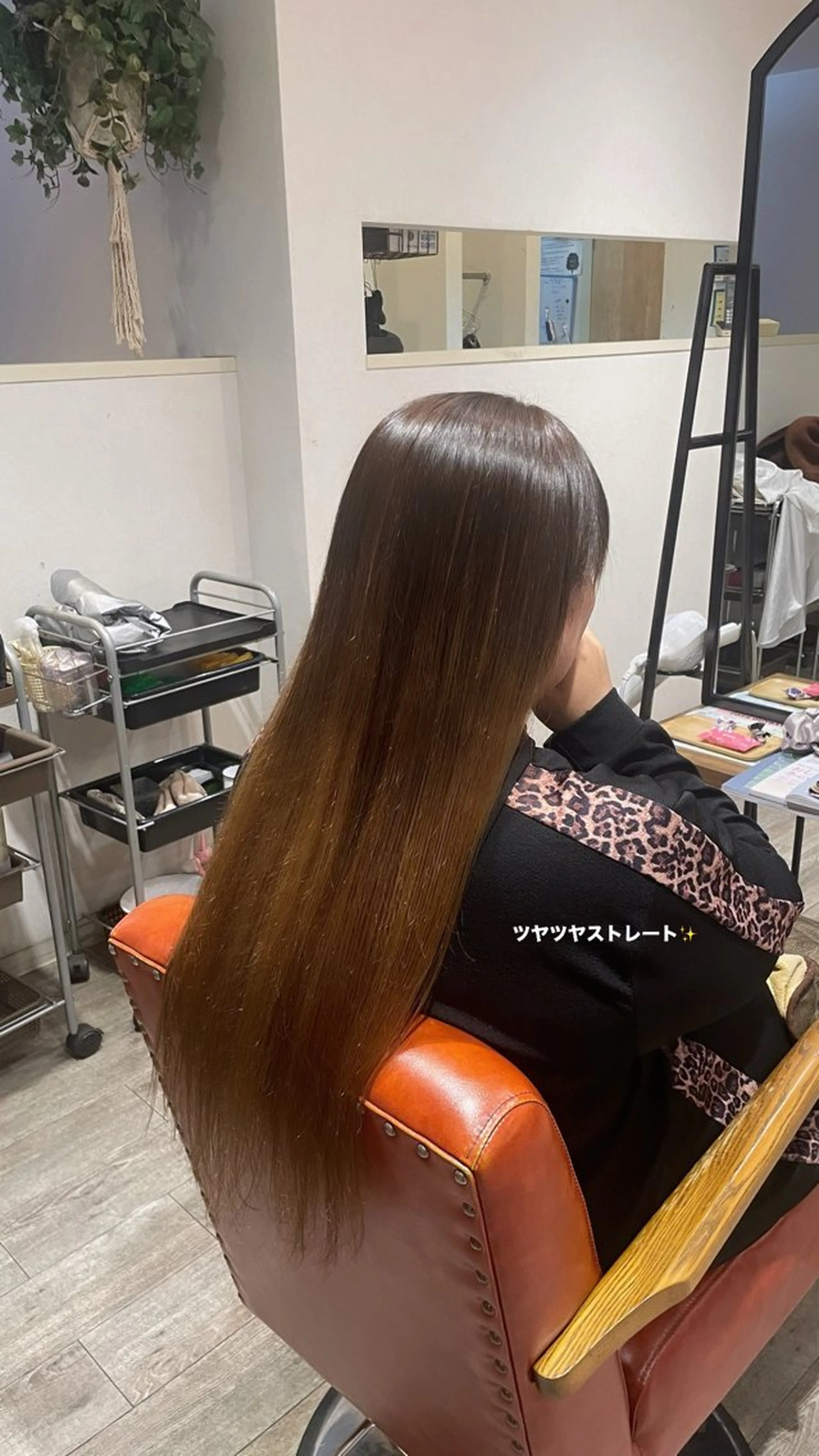 ロング トリートメント 南場 智美のヘアスタイル