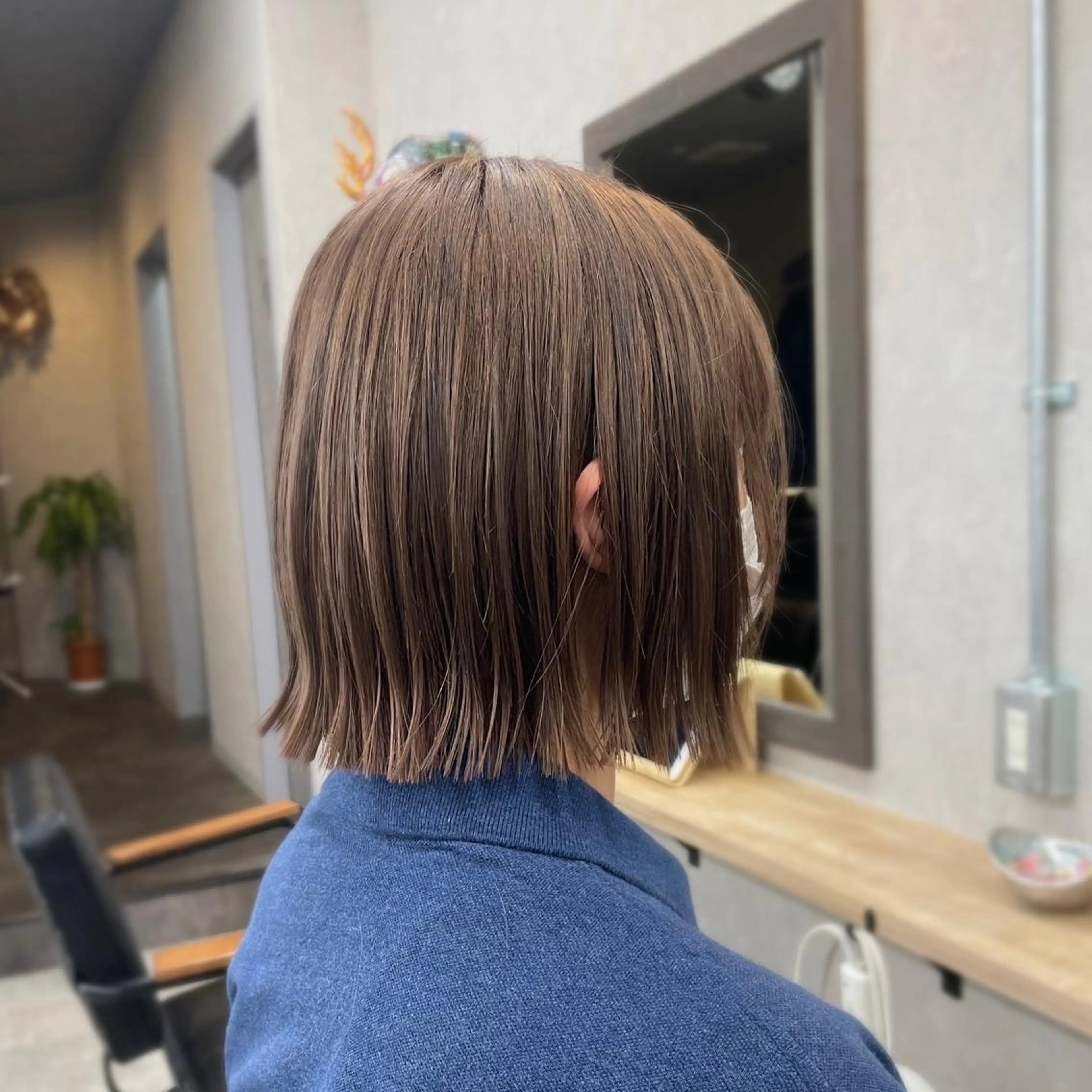 ショート カラー ベージュカラー ピンクカラー ピンクベージュ カット ヘアカラー トリートメント いなみね はるきのヘアスタイル