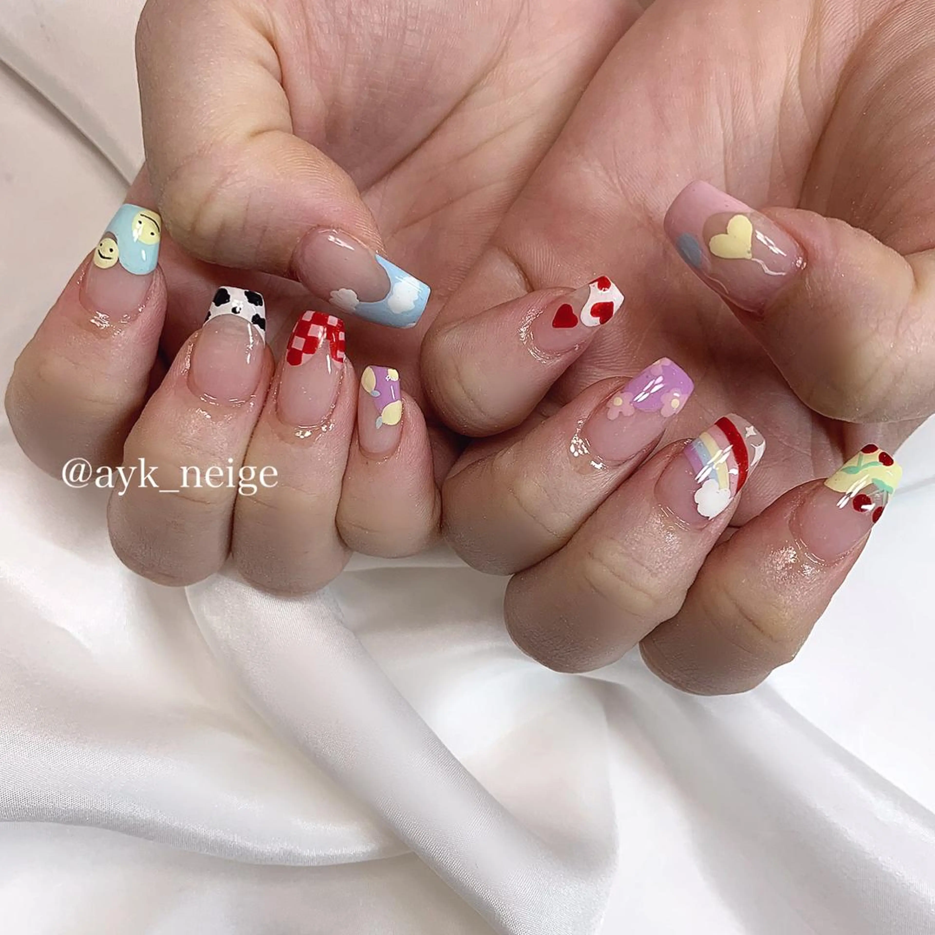 ネイル フットネイル 氷ネイル・うるうるネイル 韓国ネイル マグネットネイル 冬ネイル n'eige nail所属・大谷 綾香のネイルデザイン