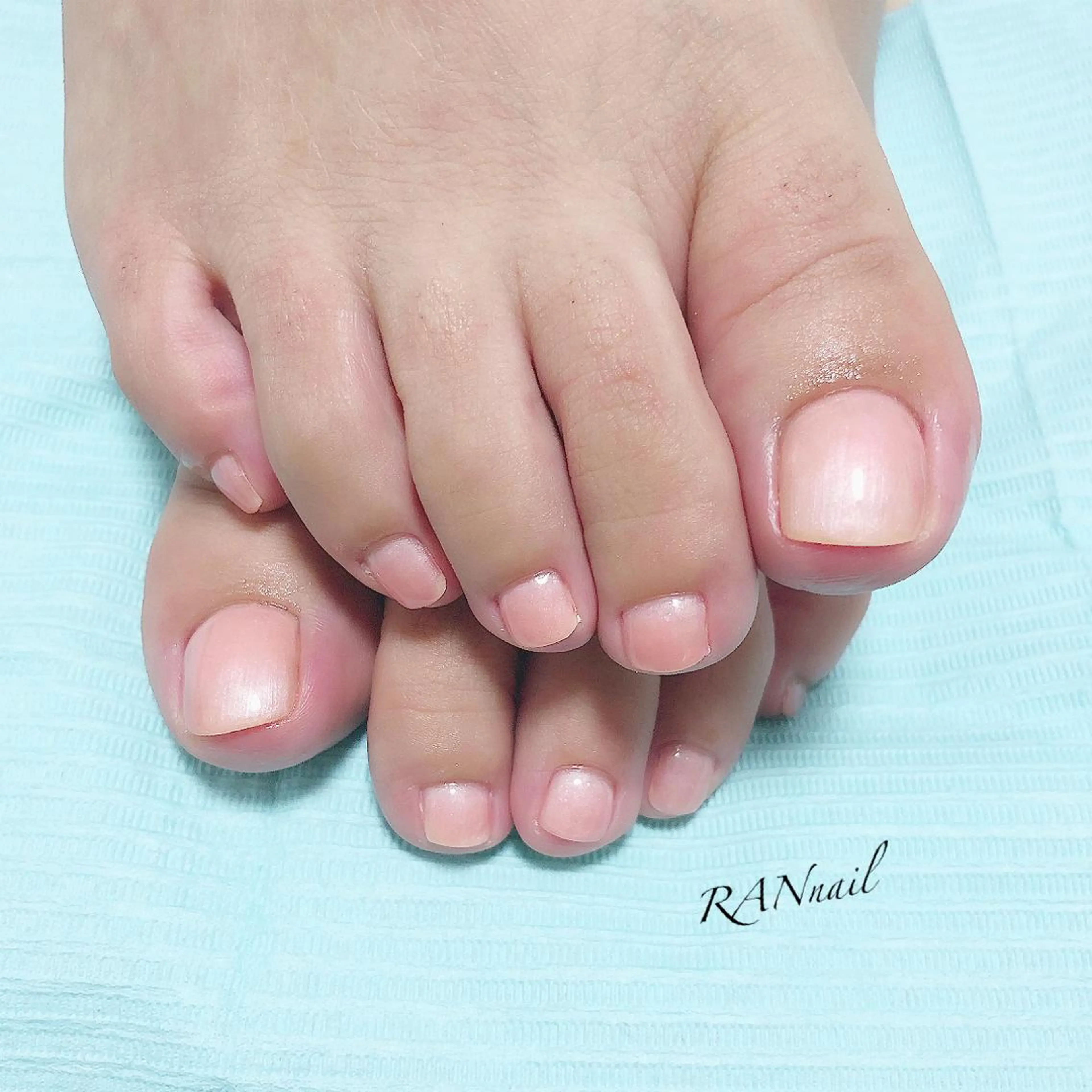 ネイル フットネイル ワンカラーネイル シンプルネイル RAN nailのネイルデザイン