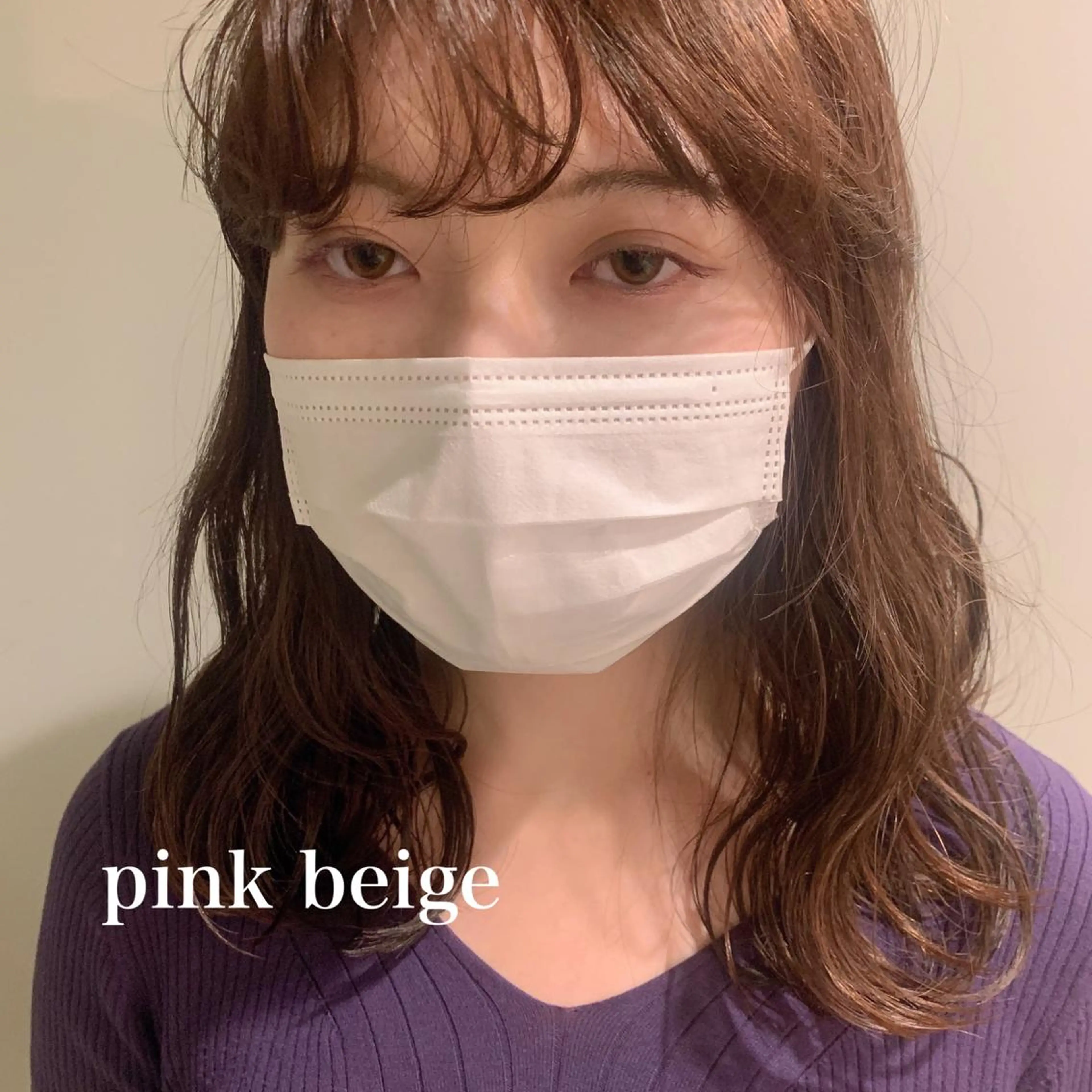 セミロング ミディアムパーマ /癖毛パーマのヘアスタイル