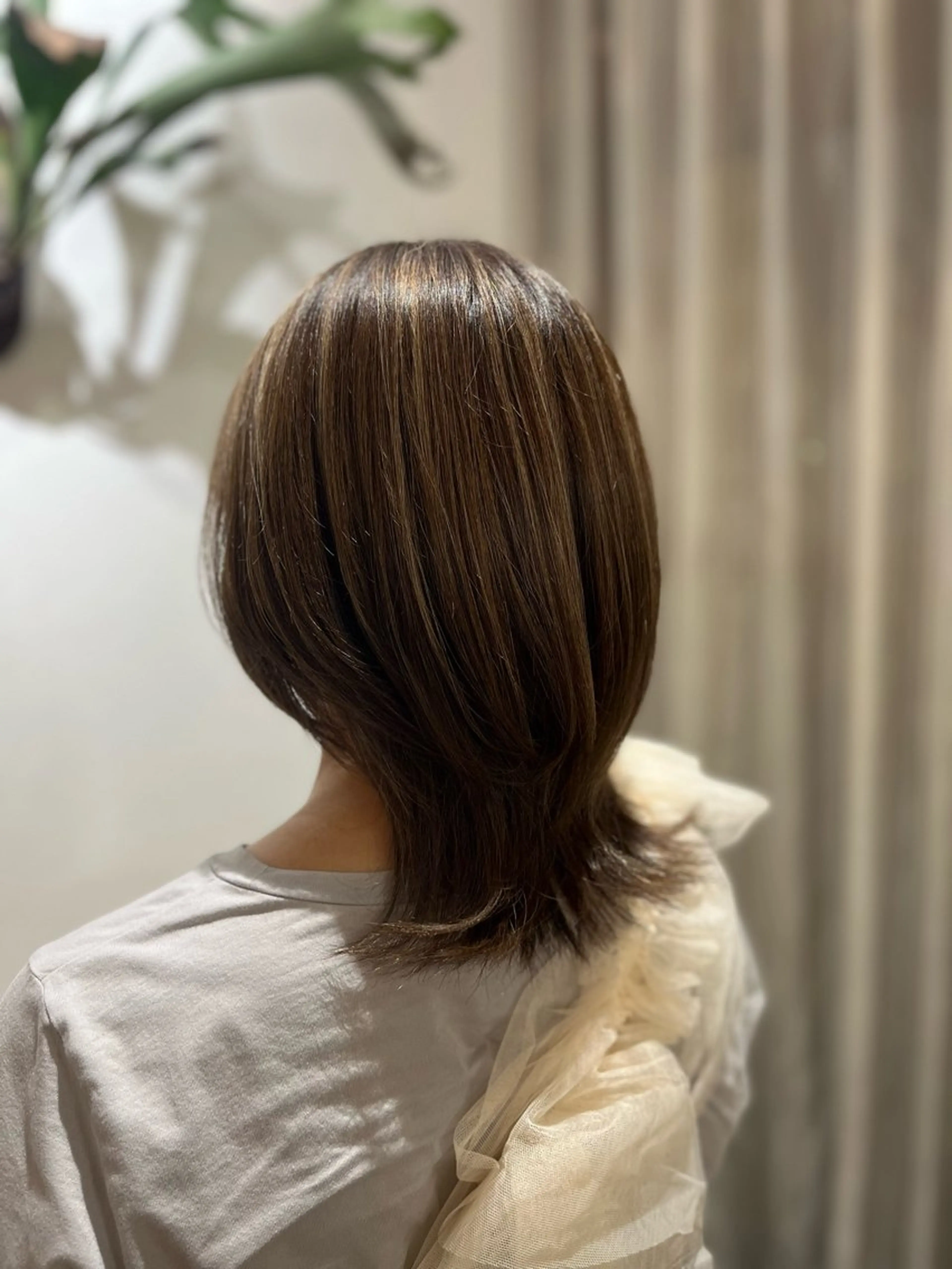 カラー 山本 寛大のヘアスタイル