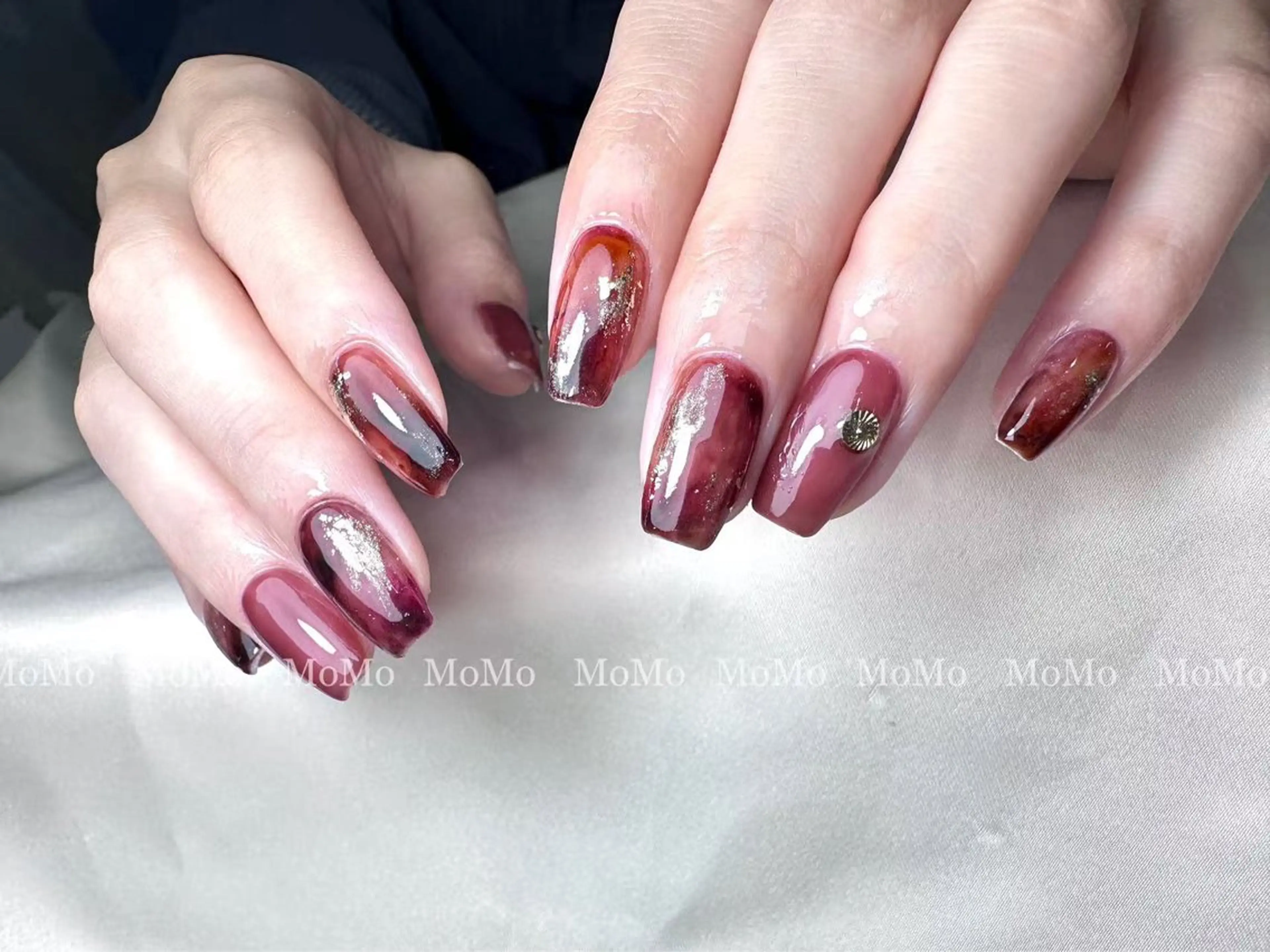 ネイル ニュアンスネイル ワンホンネイル MOMO 川崎所属・moriki nailのネイルデザイン