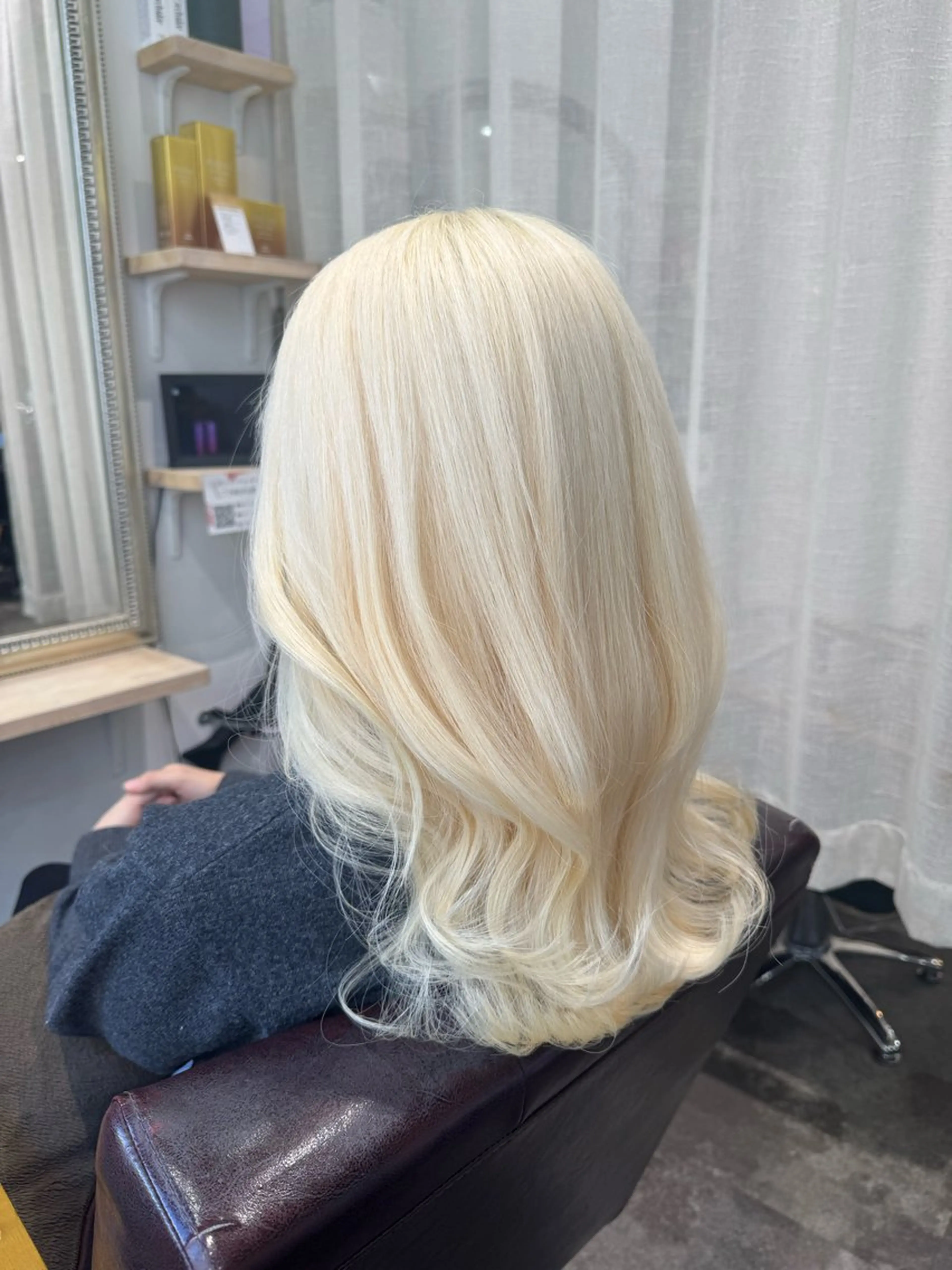 セミロング ヘアカラー トリートメント Takahiro 髪質改善/縮毛矯正のヘアスタイル