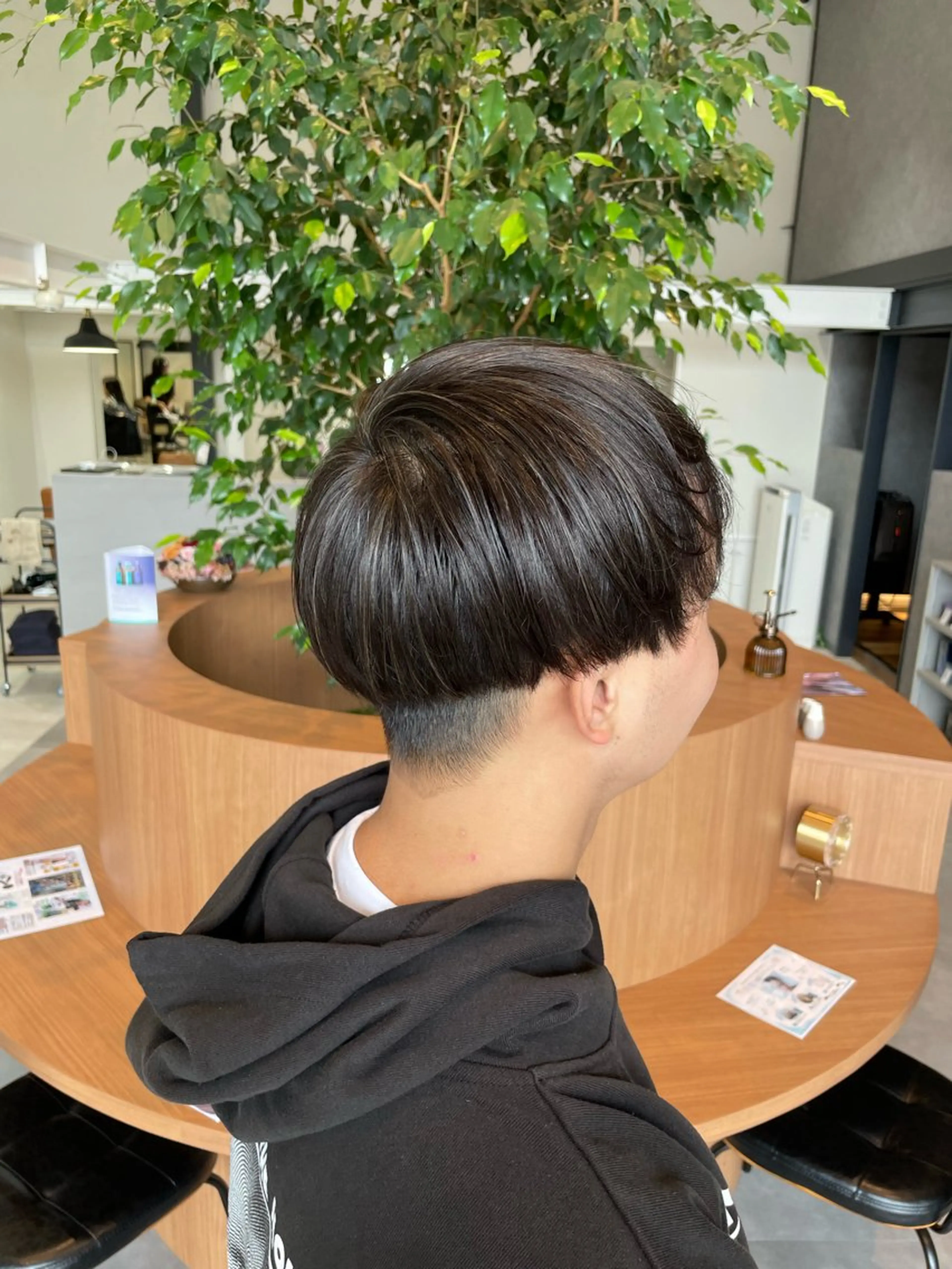 ショート カラー メンズ メンズハイライト ハイライトカラー ハイライト カット ヘアカラー ayaka |トレンドヘアのヘアスタイル