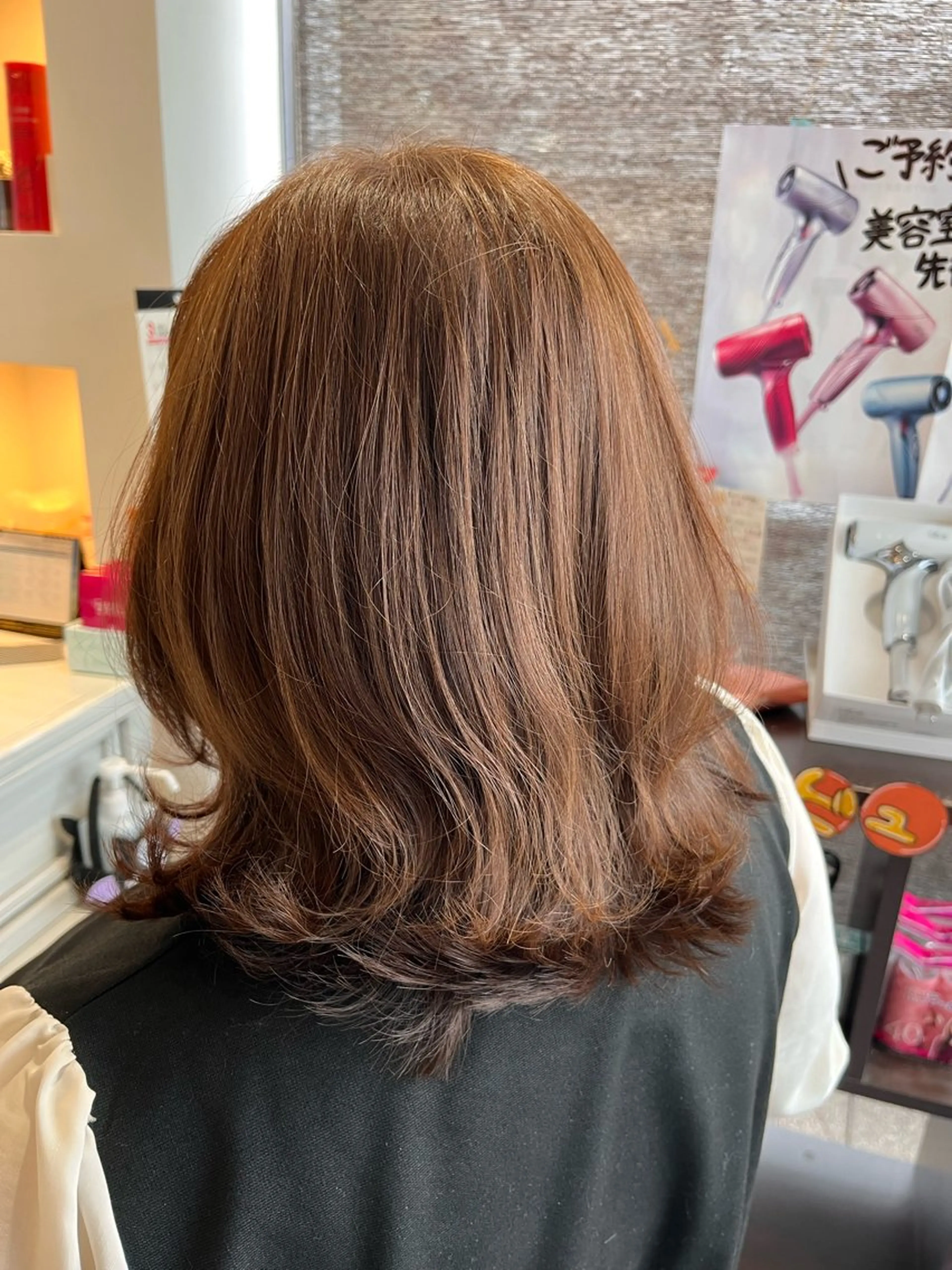 ミディアム レイヤーカット カット ヘアカラー 菊地 奏楽のヘアスタイル