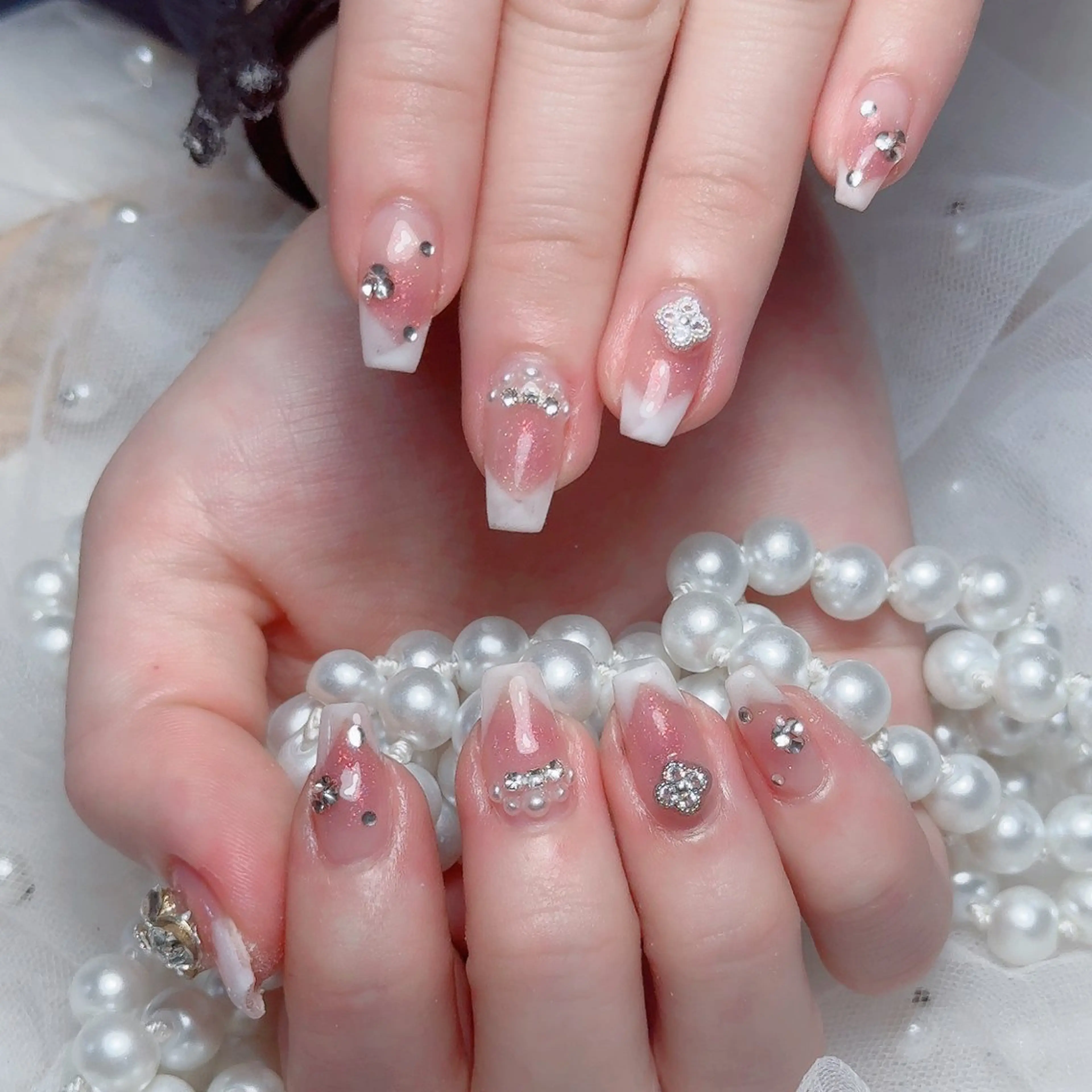 ネイル Maggie Nail🦩のネイルデザイン