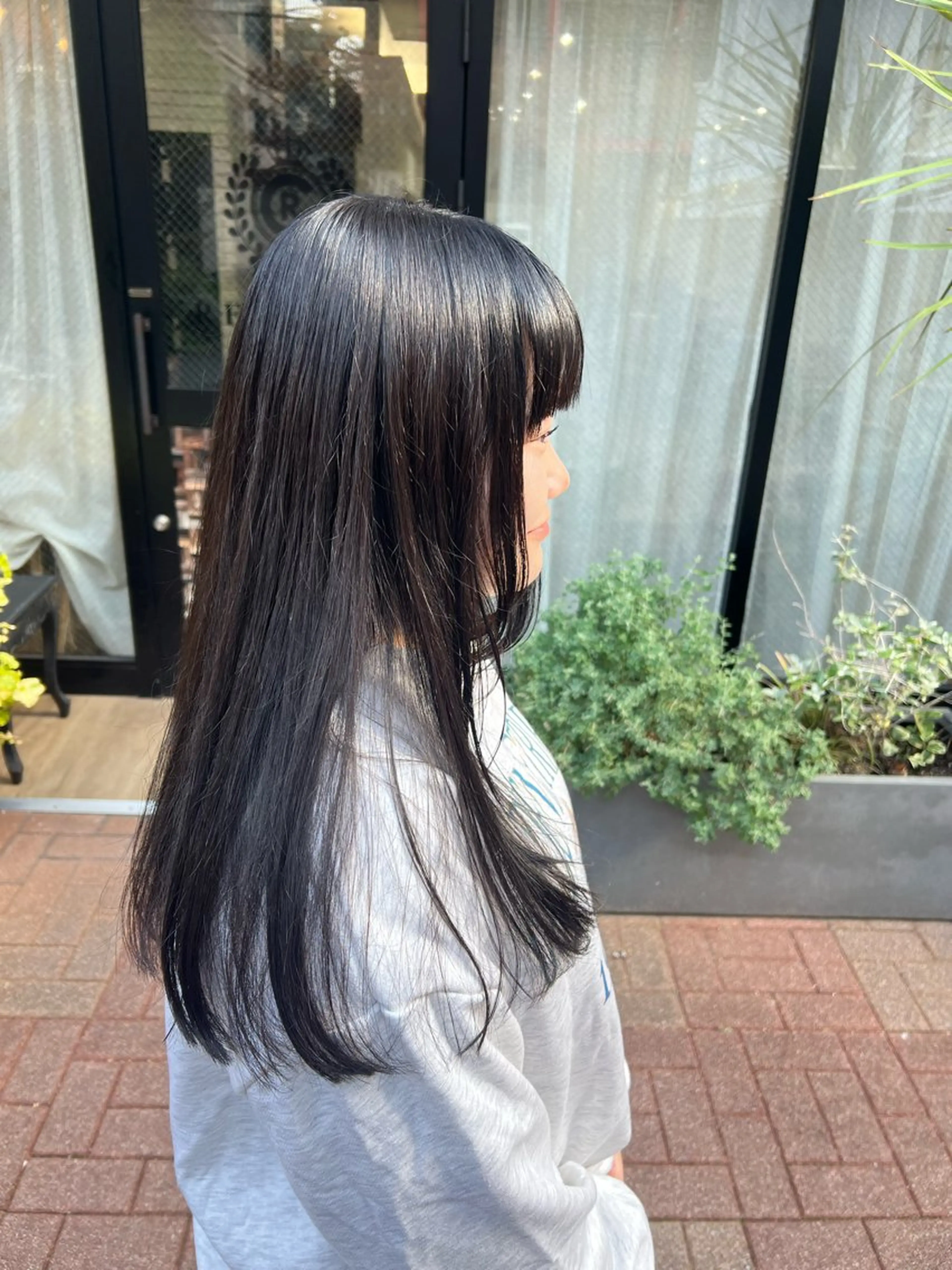 ロング カラー 黒髪 ブルーカラー ブルーブラック 髙橋 秀果のヘアスタイル