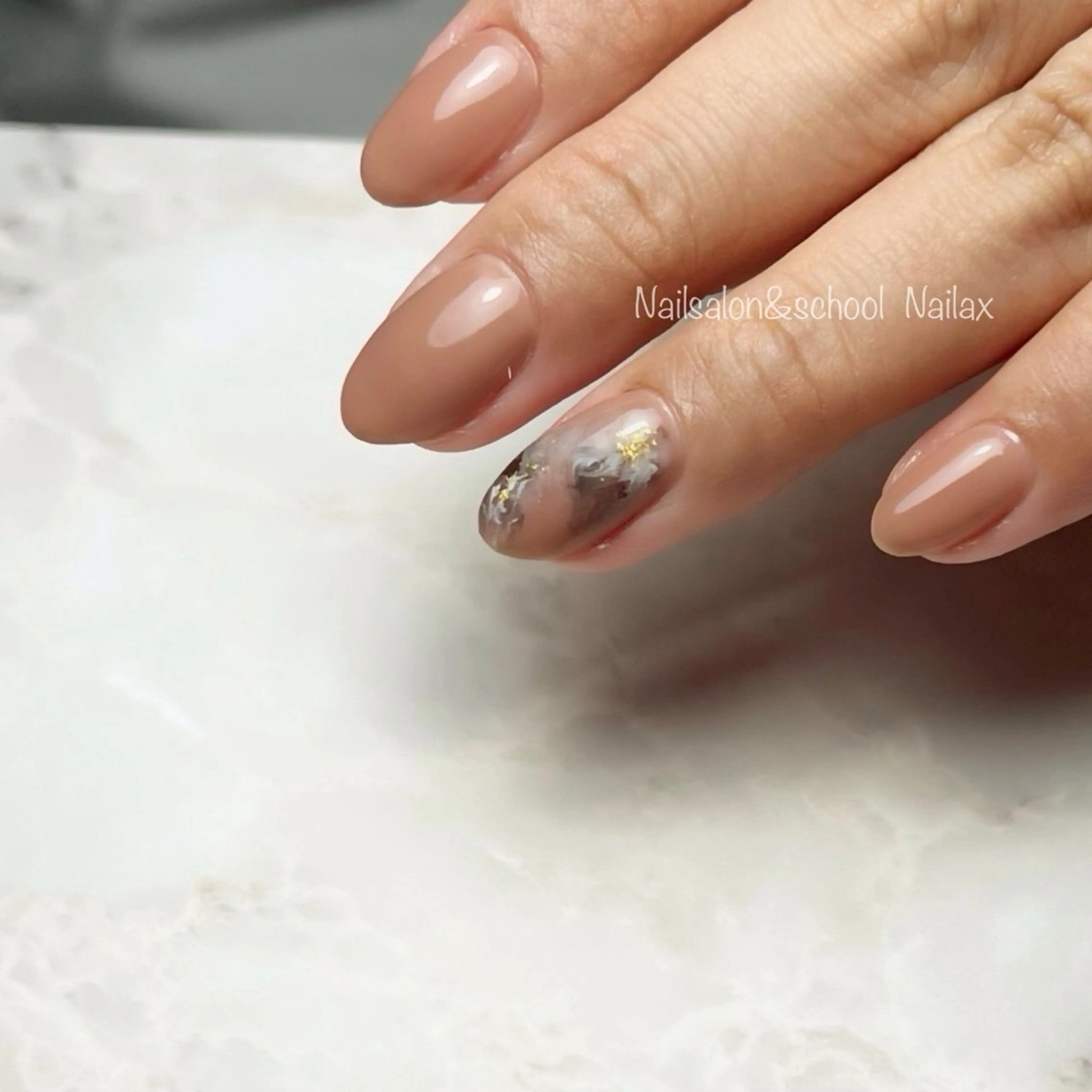 ネイル アートネイル ニュアンスネイル バレンタイン 冬ネイル nailax Makiのネイルデザイン