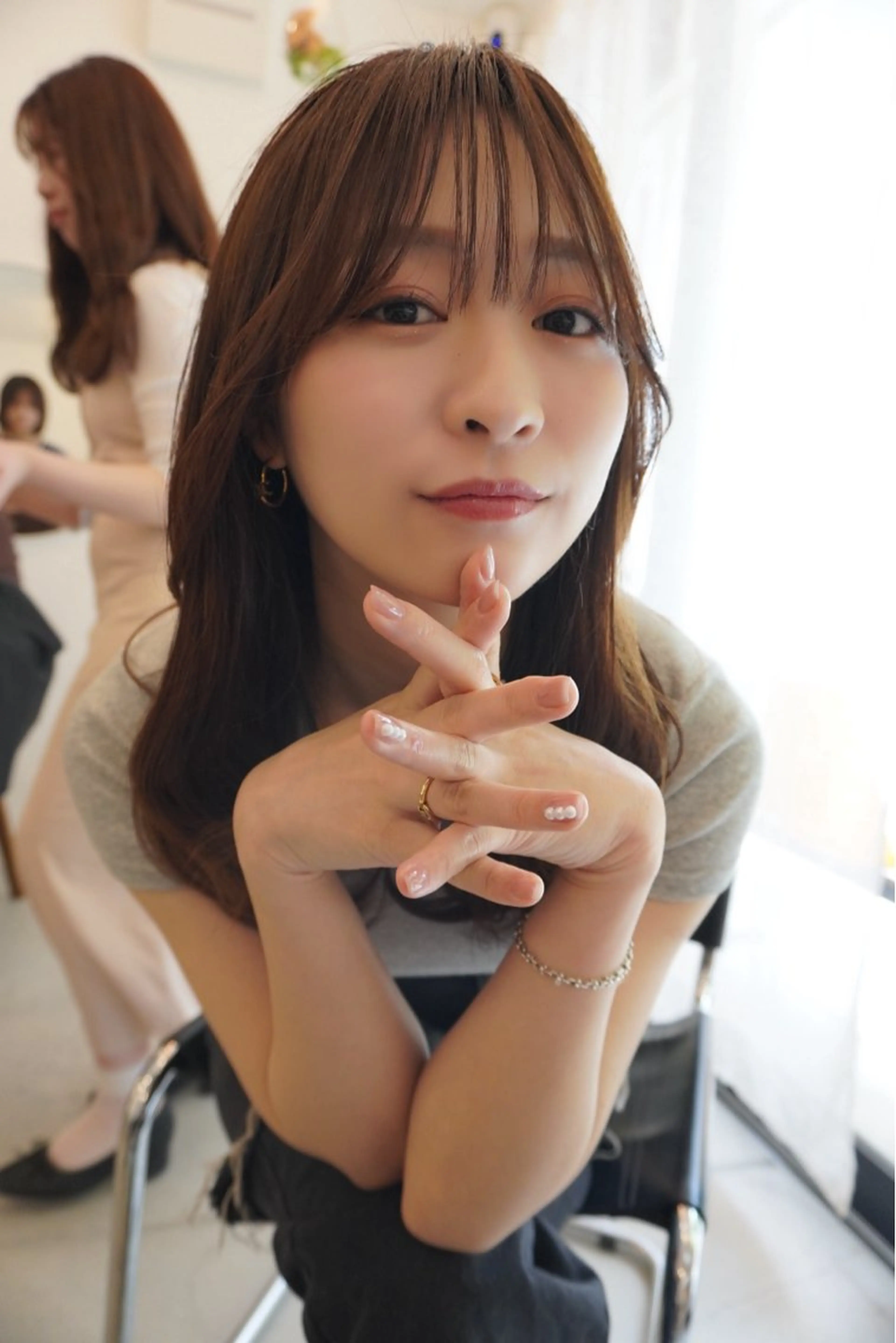 ロング コテ巻き/パーマ/艶 透明感/荻原凜太郎のヘアスタイル