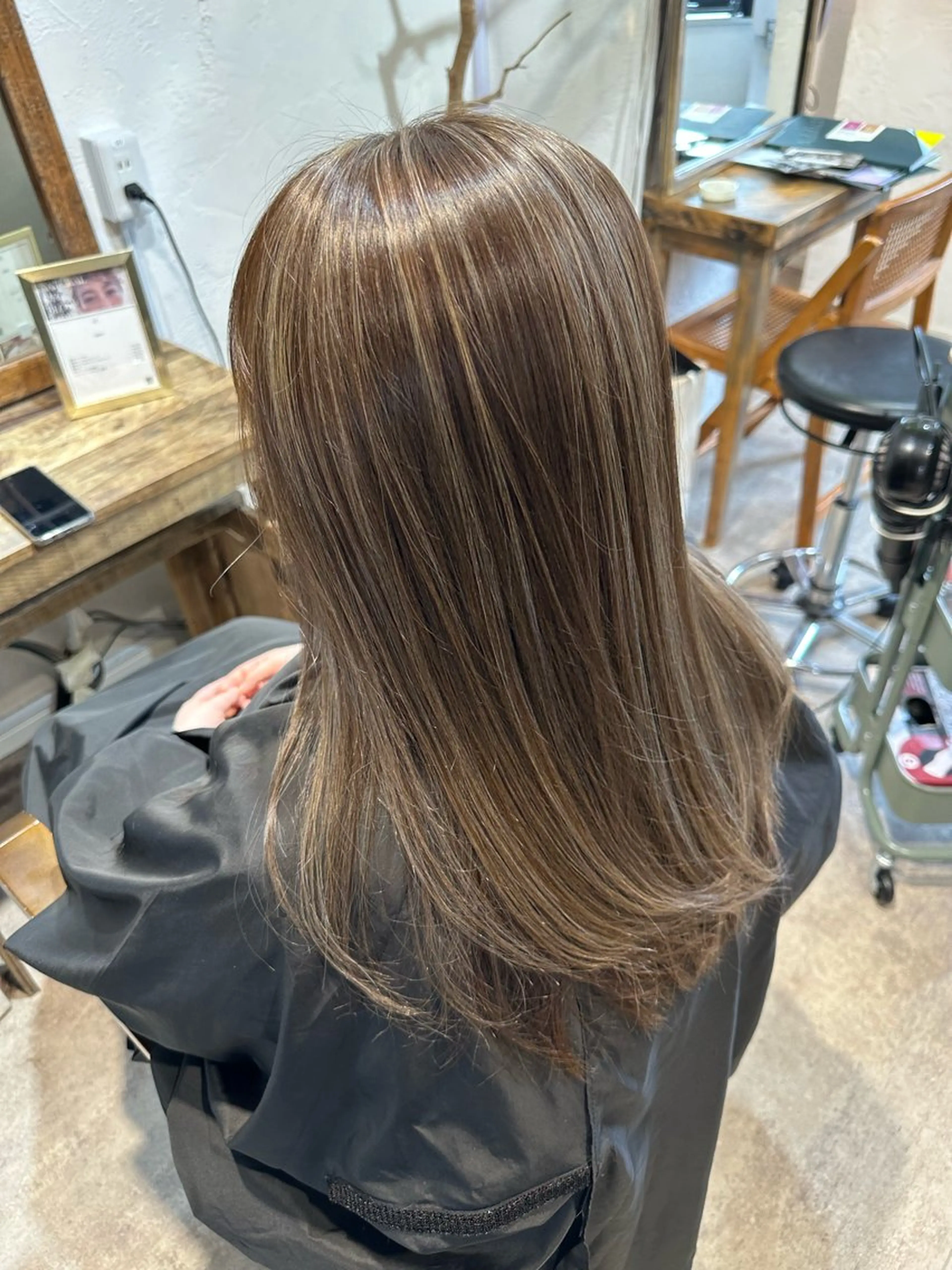 ロング カラー ハイライトカラー ハイライト ヘアカラー 美髪質改善✨ 縮毛矯正✨HIDEのヘアスタイル