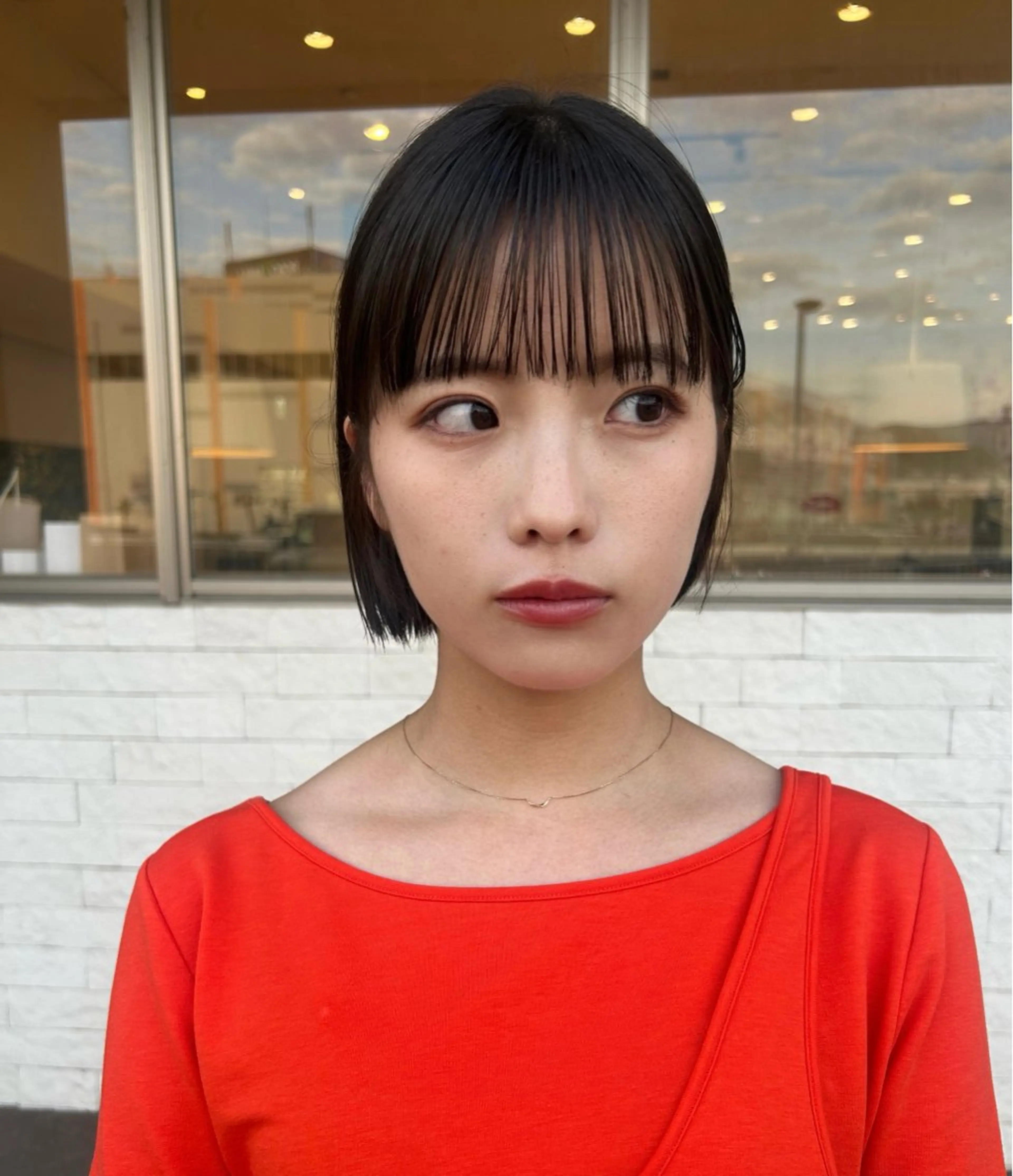 ショート SARA もものヘアスタイル