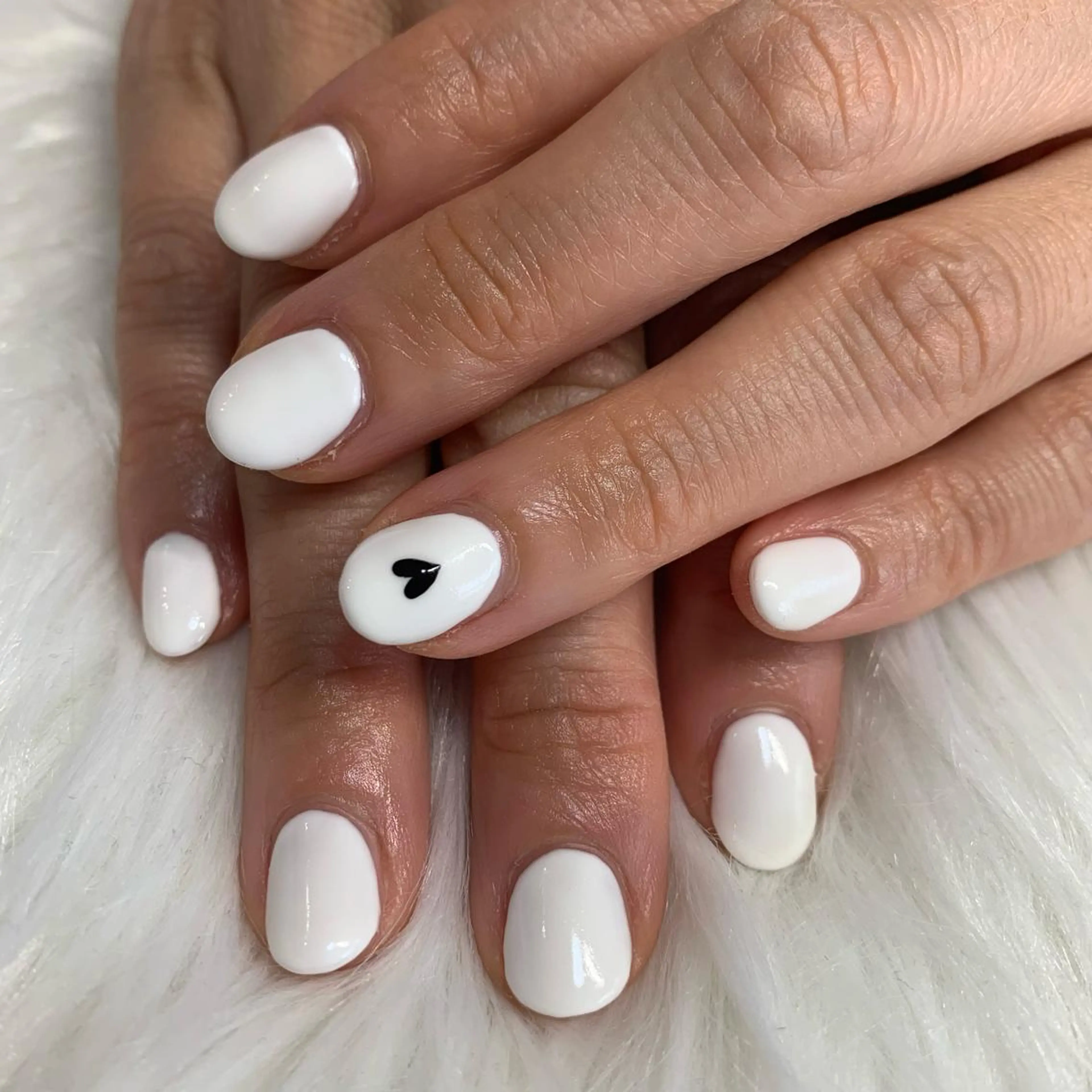 ネイル ハンドネイル 斉藤 姫乃のネイルデザイン