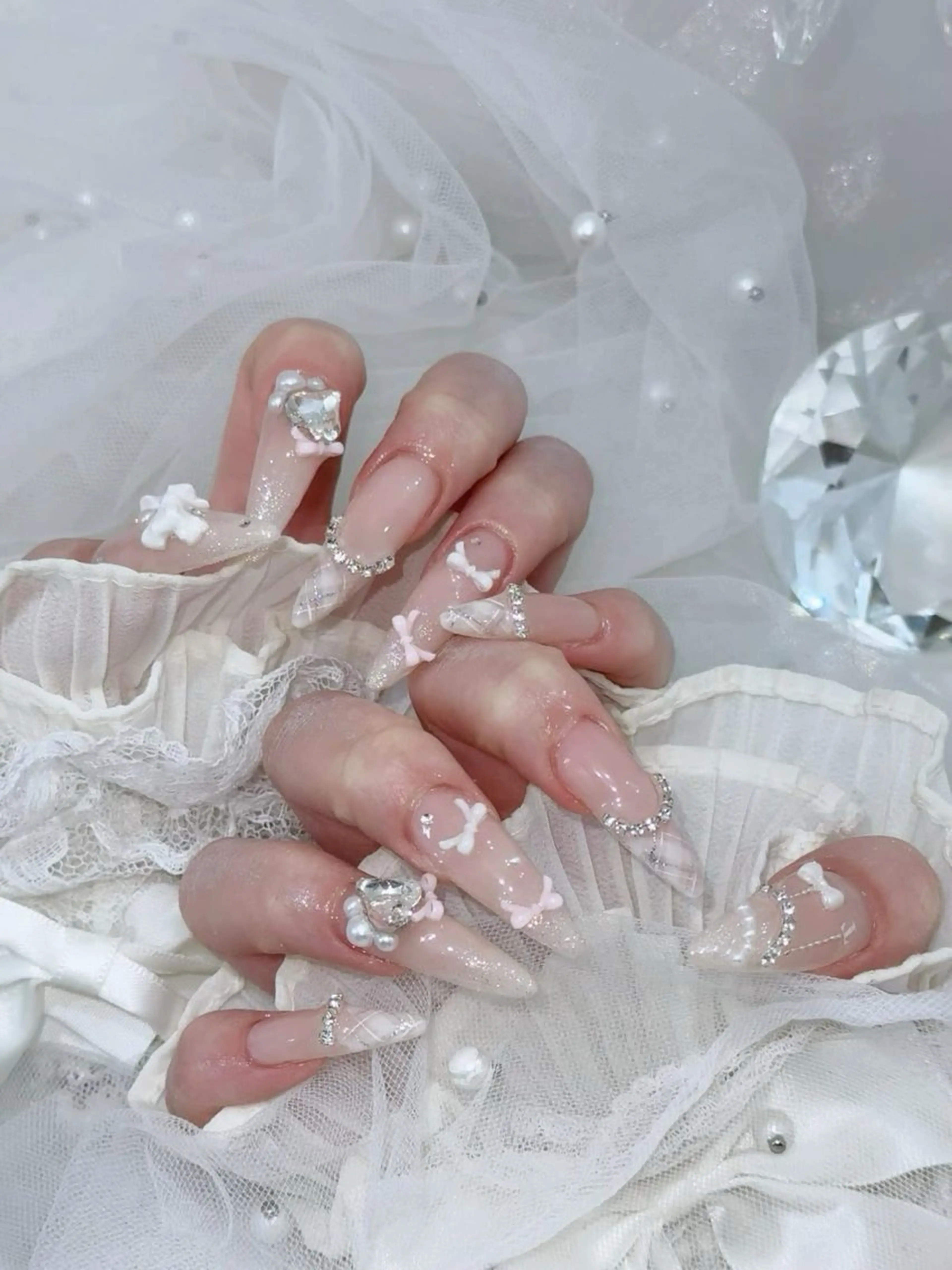 カラー グラデーションカラー ピンクカラー ハンドネイル AIN Nailのネイルデザイン