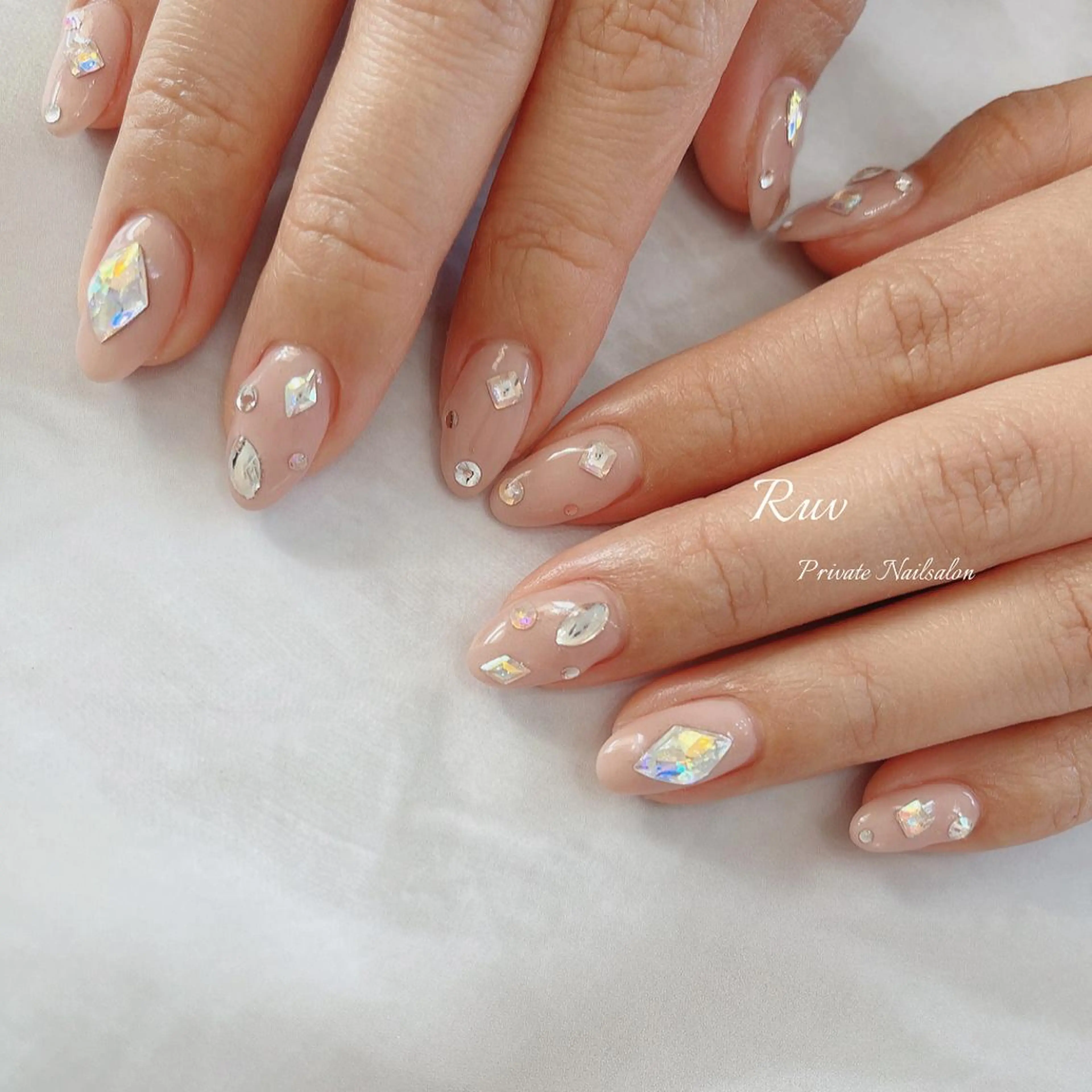 ネイル ハンドネイル プライベート ネイルサロン　ルヴのネイルデザイン