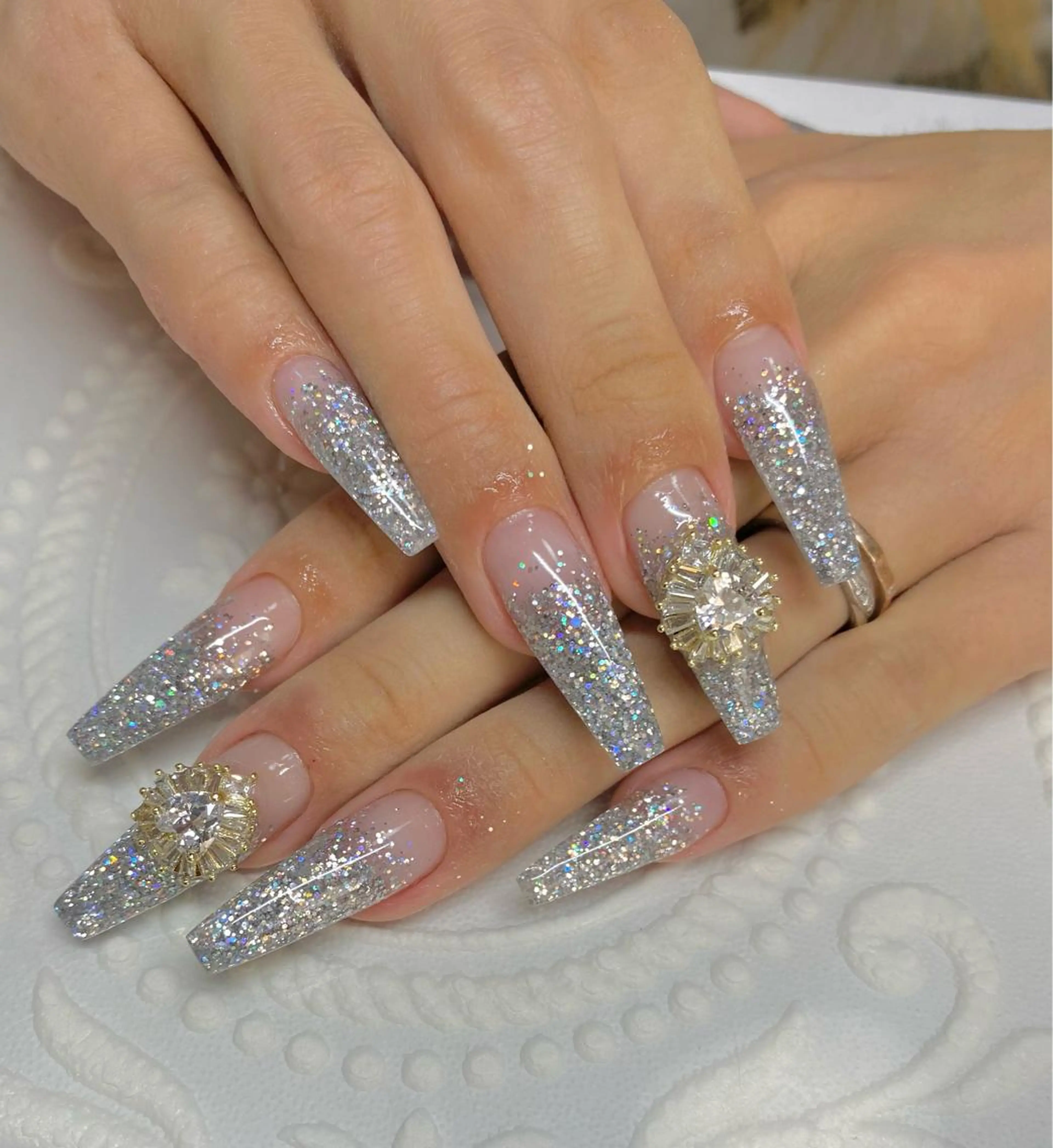 ロング ネイル オーロラネイル シルバー ハンドネイル LUNE NAILのその他イメージ