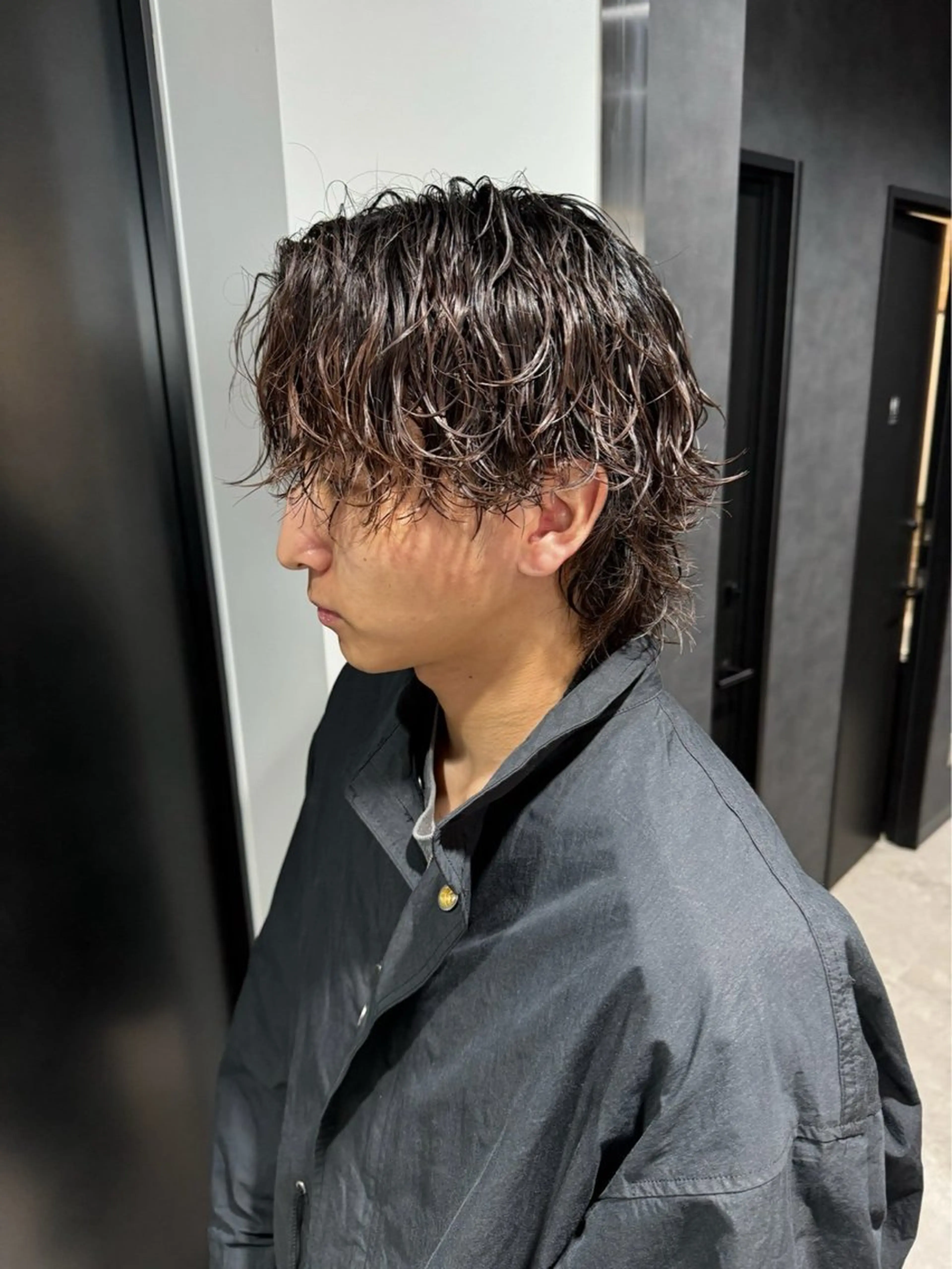 ショート パーマ メンズ センターパート メンズパーマ スパイラルパーマ 【パーマ率90%】 サエキカズマのヘアスタイル