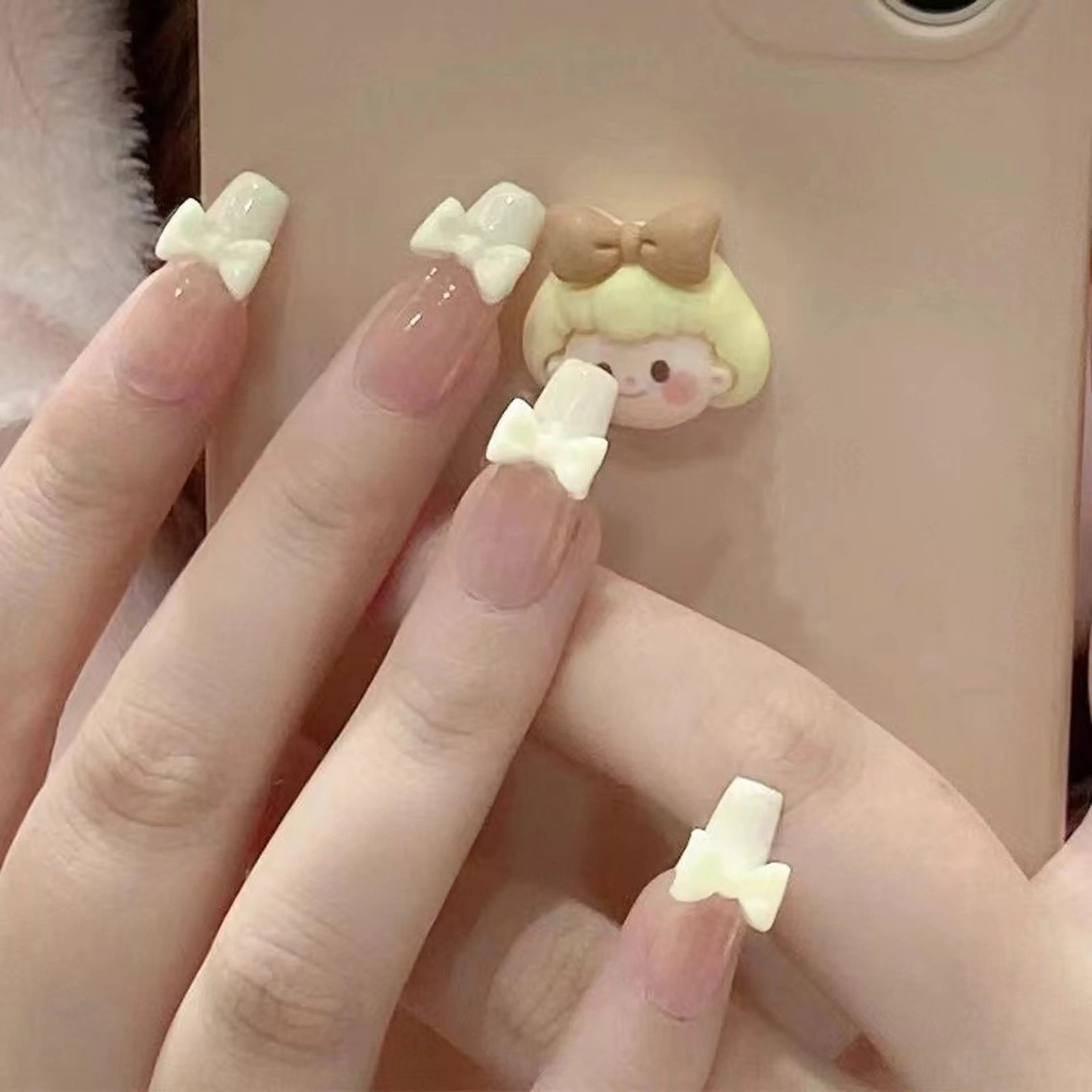 ネイル フレンチネイル リボン Miu nailのネイルデザイン