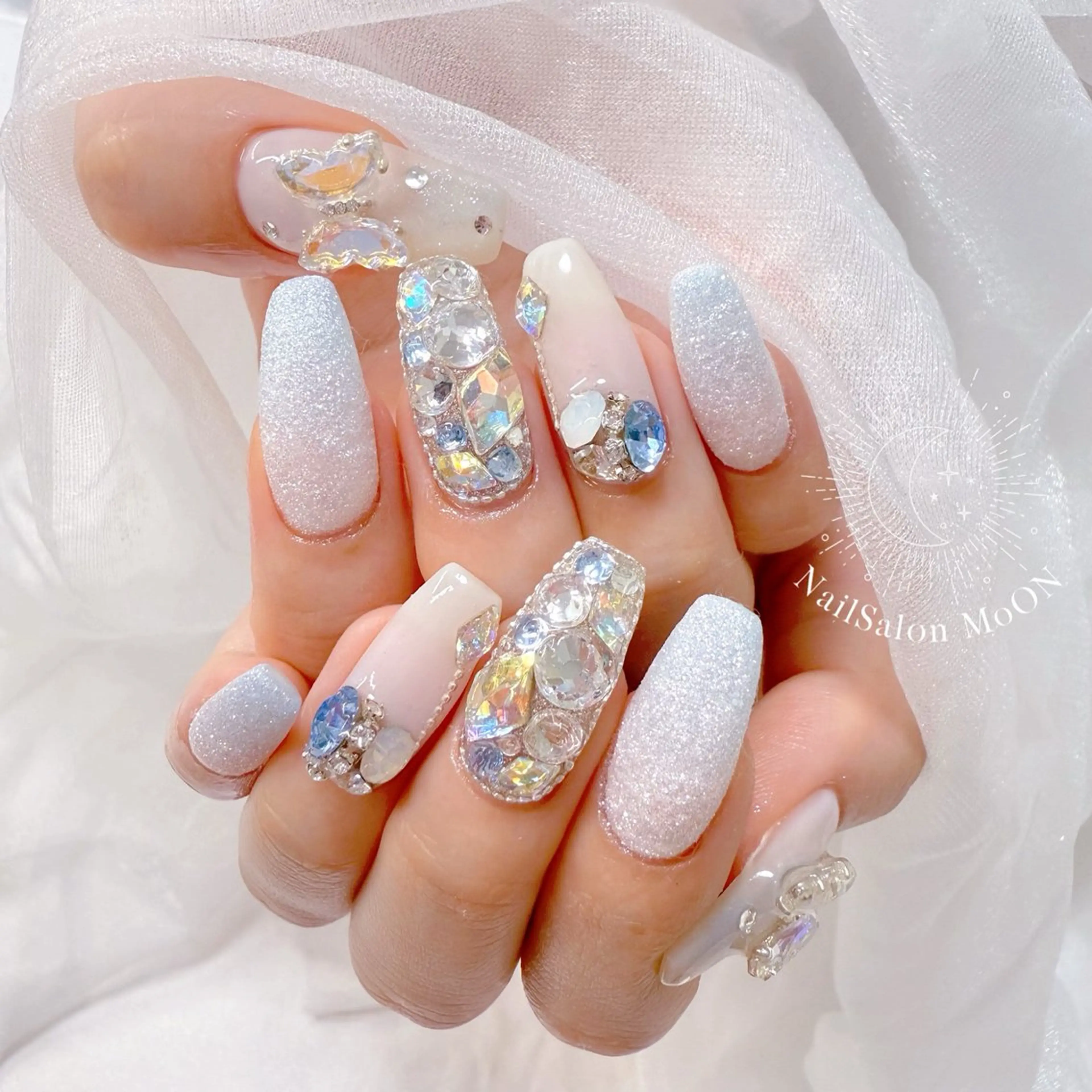 ネイル ハンドネイル ハンドケア MoON...❤︎ MeGuのネイルデザイン