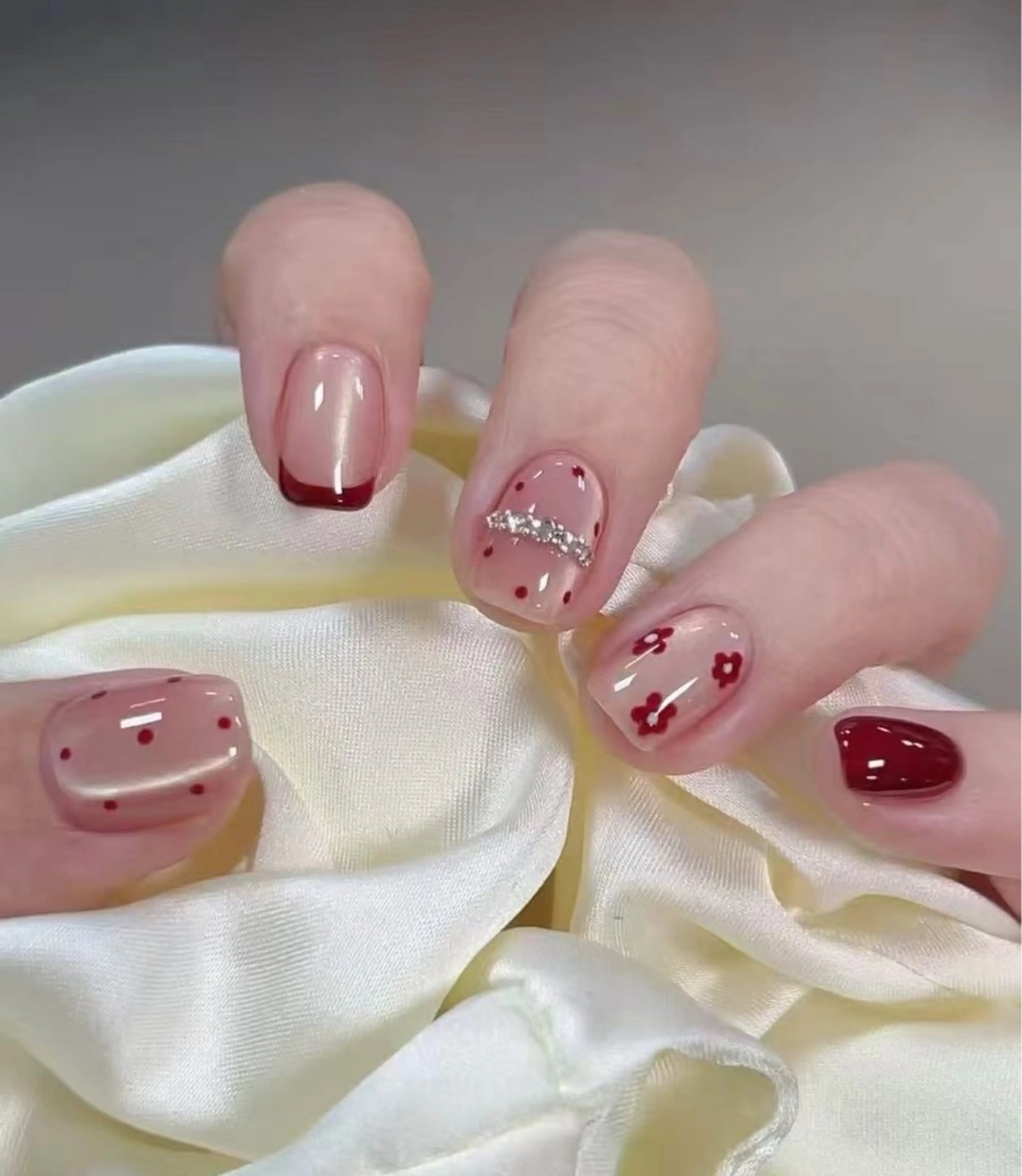 ネイル 飯田 真央のネイルデザイン