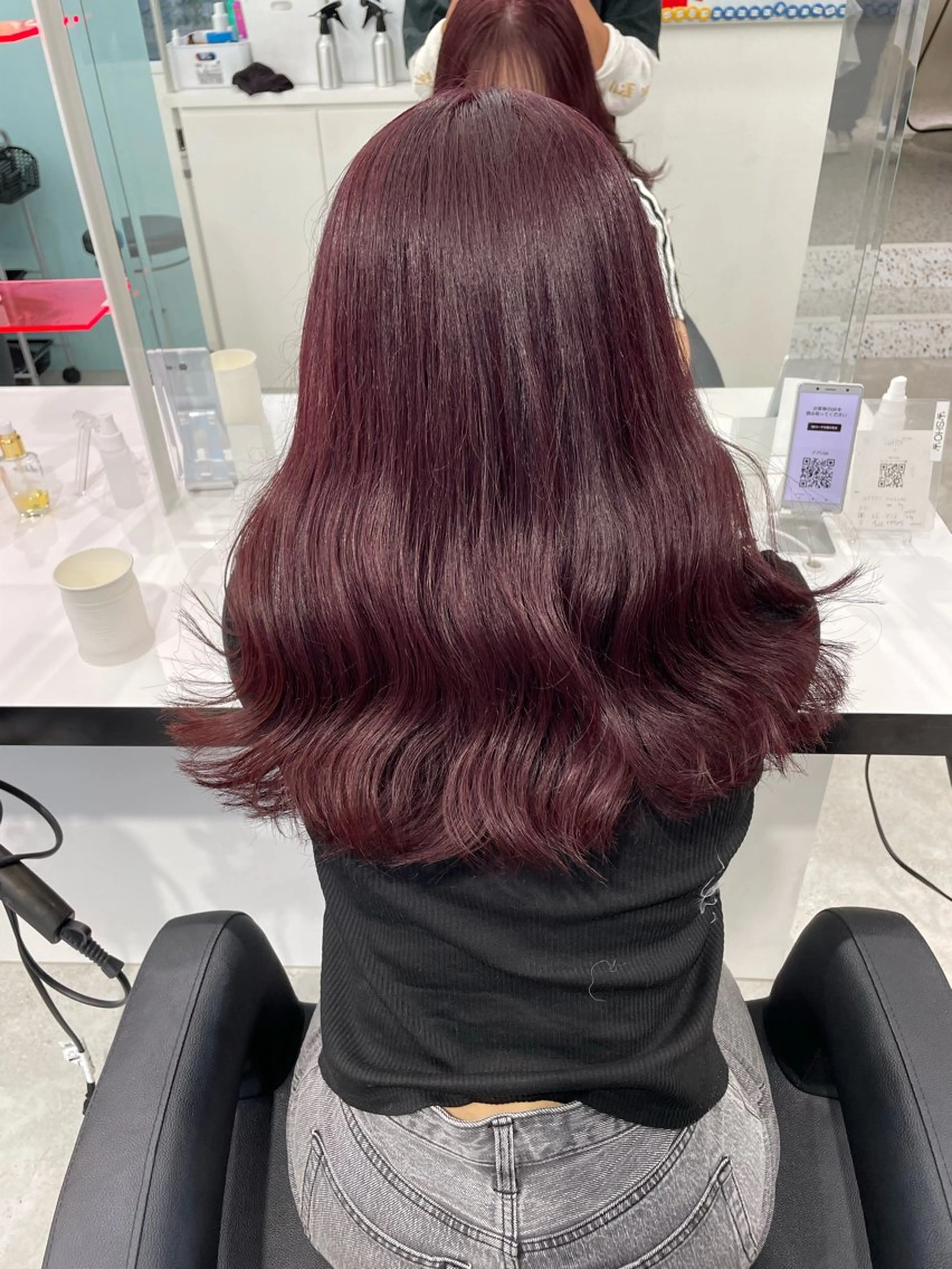 ロング カラー 履歴修正屋さん／ ブロンド／ホワイトのヘアスタイル