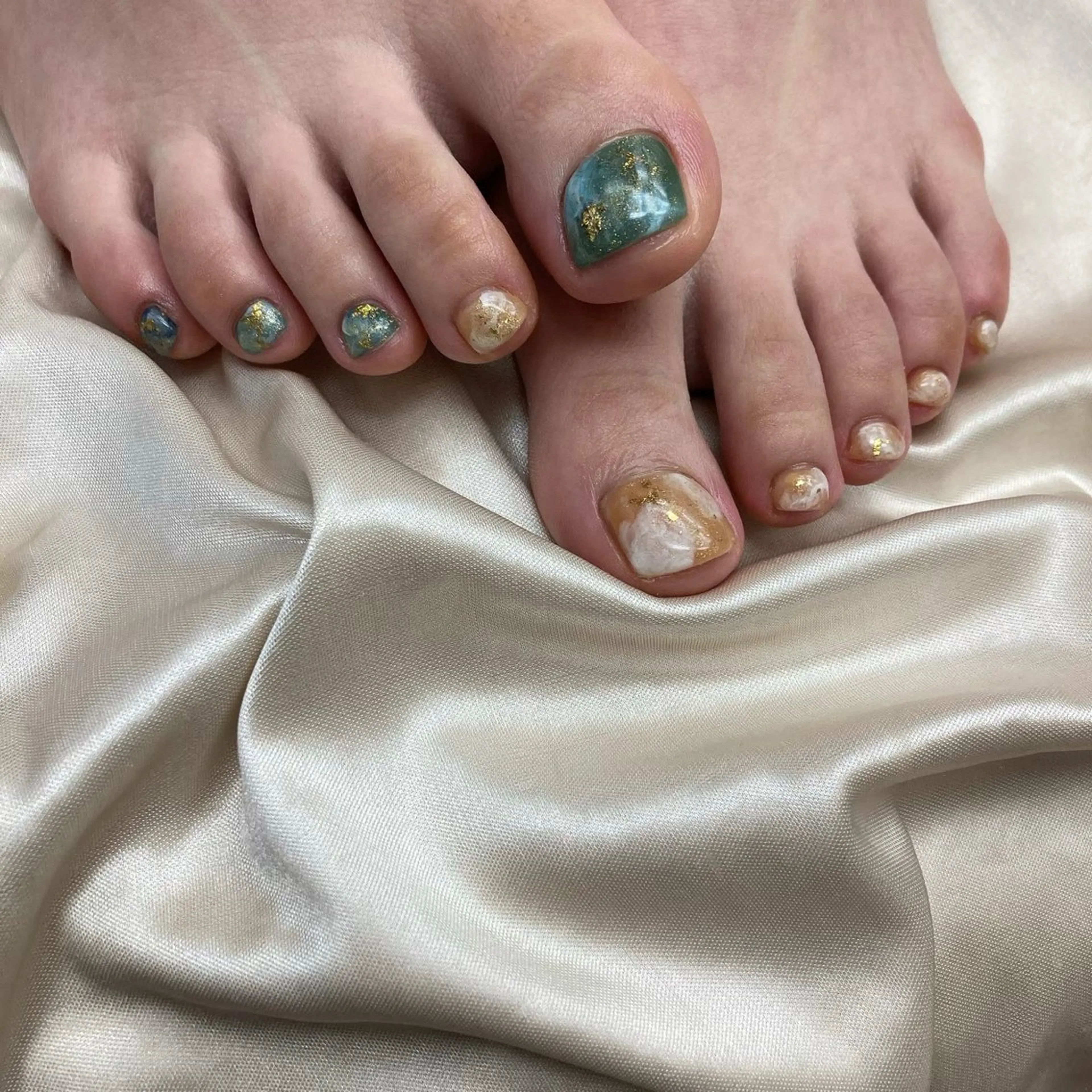 ネイル ジェルネイル ミラーネイル 春ネイル フットネイル tamu nail 　金町のネイルデザイン