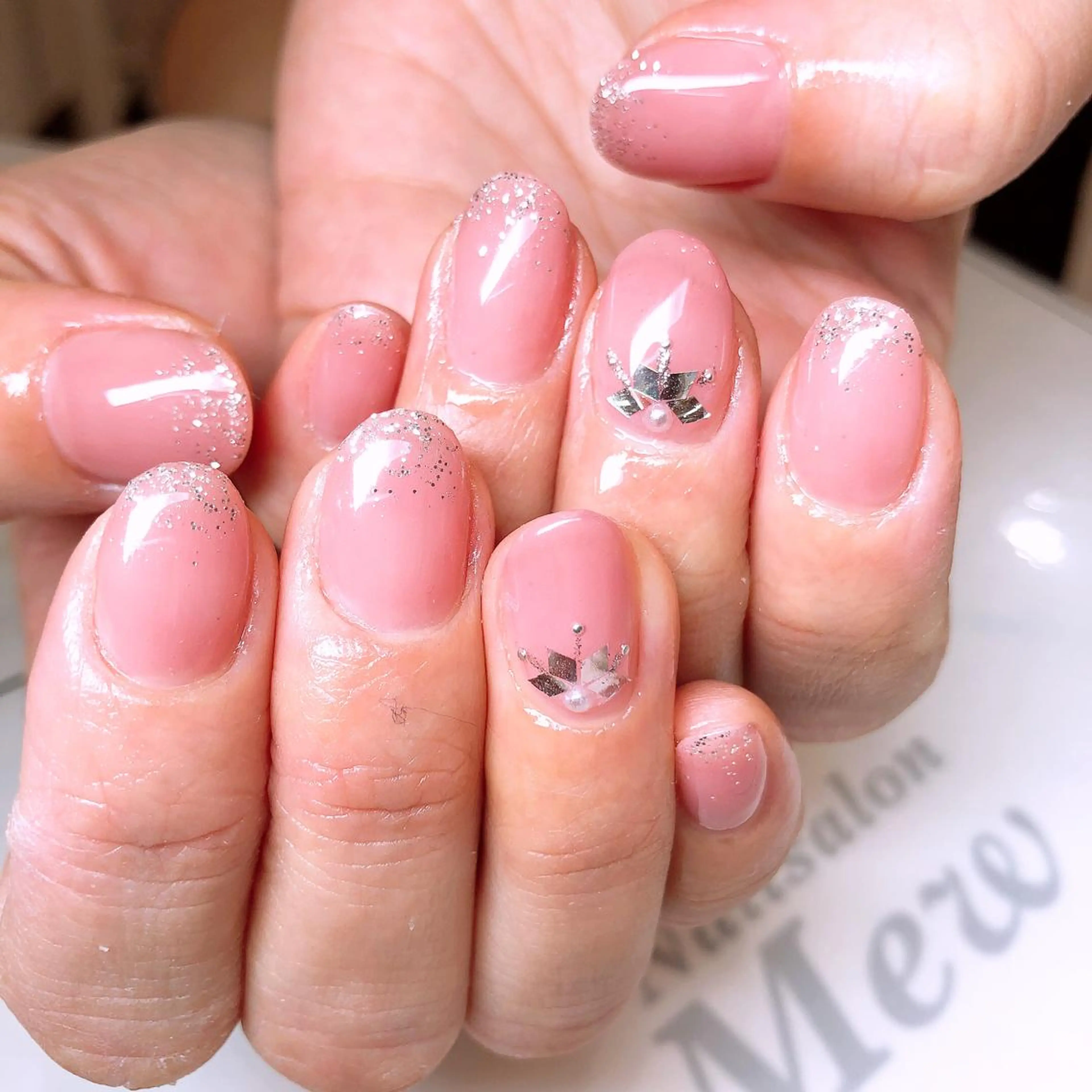 ミディアム ネイル シンプルネイル Nailsalon Mew❤︎のネイルデザイン