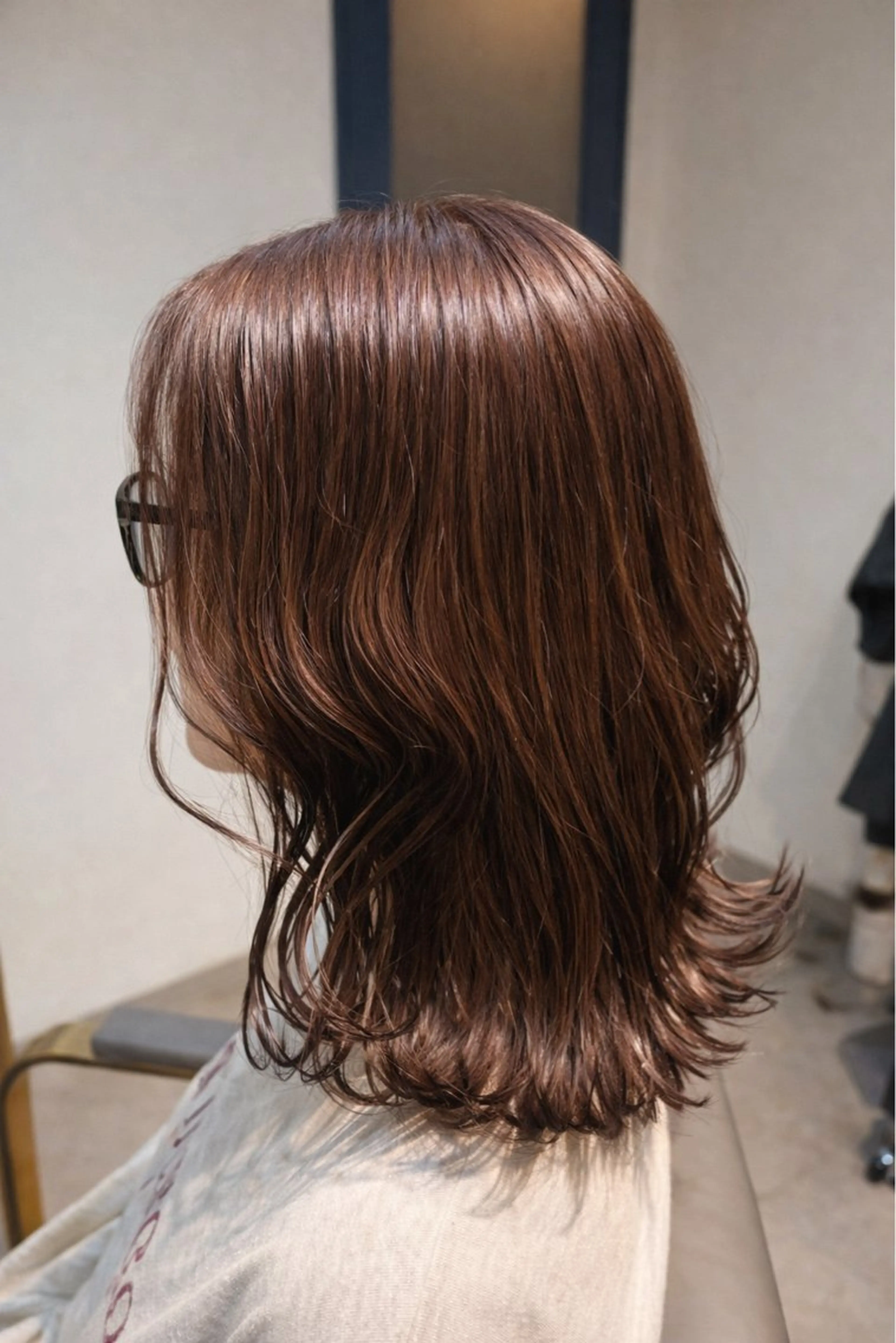 ミディアム ボブレイヤー ミディアムパーマ ボブ ハイライト 髪質改善 カット ヘアカラー トリートメント The Apartment of Solon Citta 船橋609所属・髪質改善/縮毛矯正/ 美髪/個室/ハラのヘアスタイル